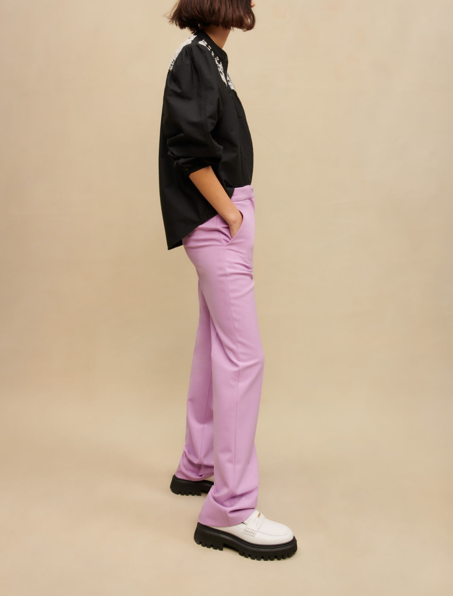 Hemd mit gestickten Details