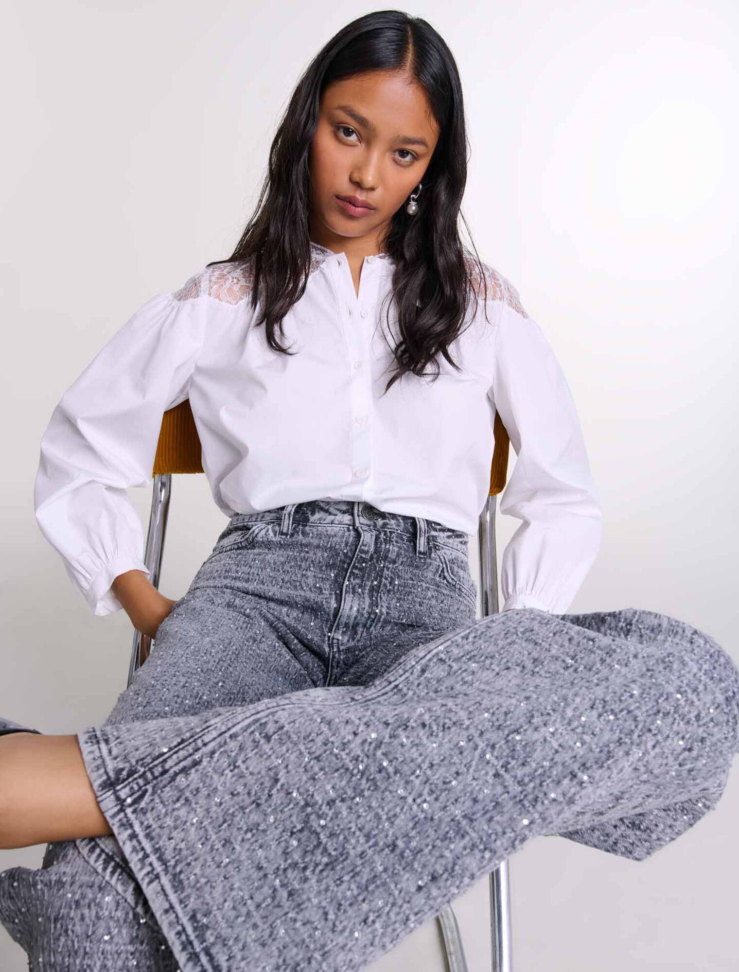 Jeans mit Strassbesatz