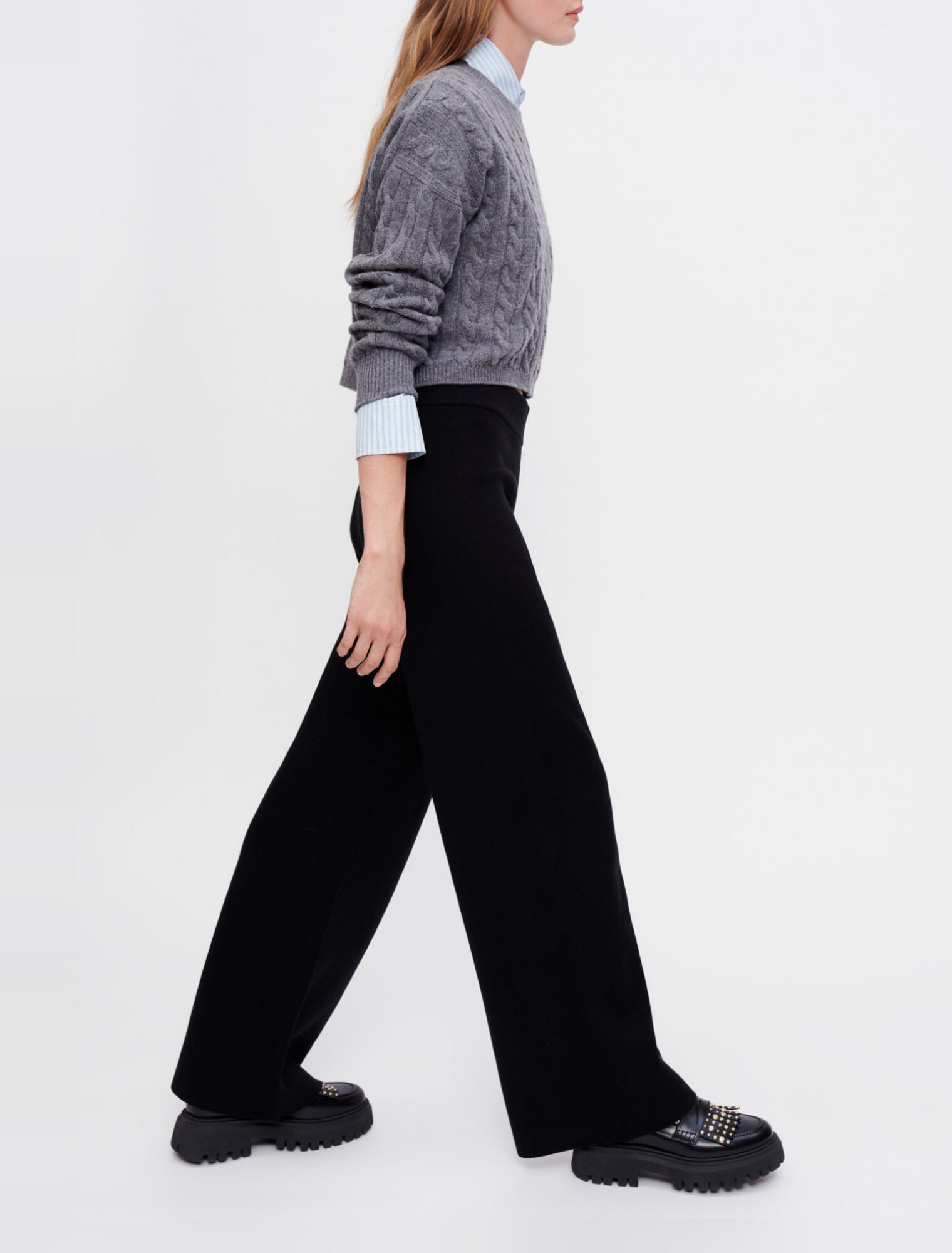 Schwarze, weite Hose aus Strick