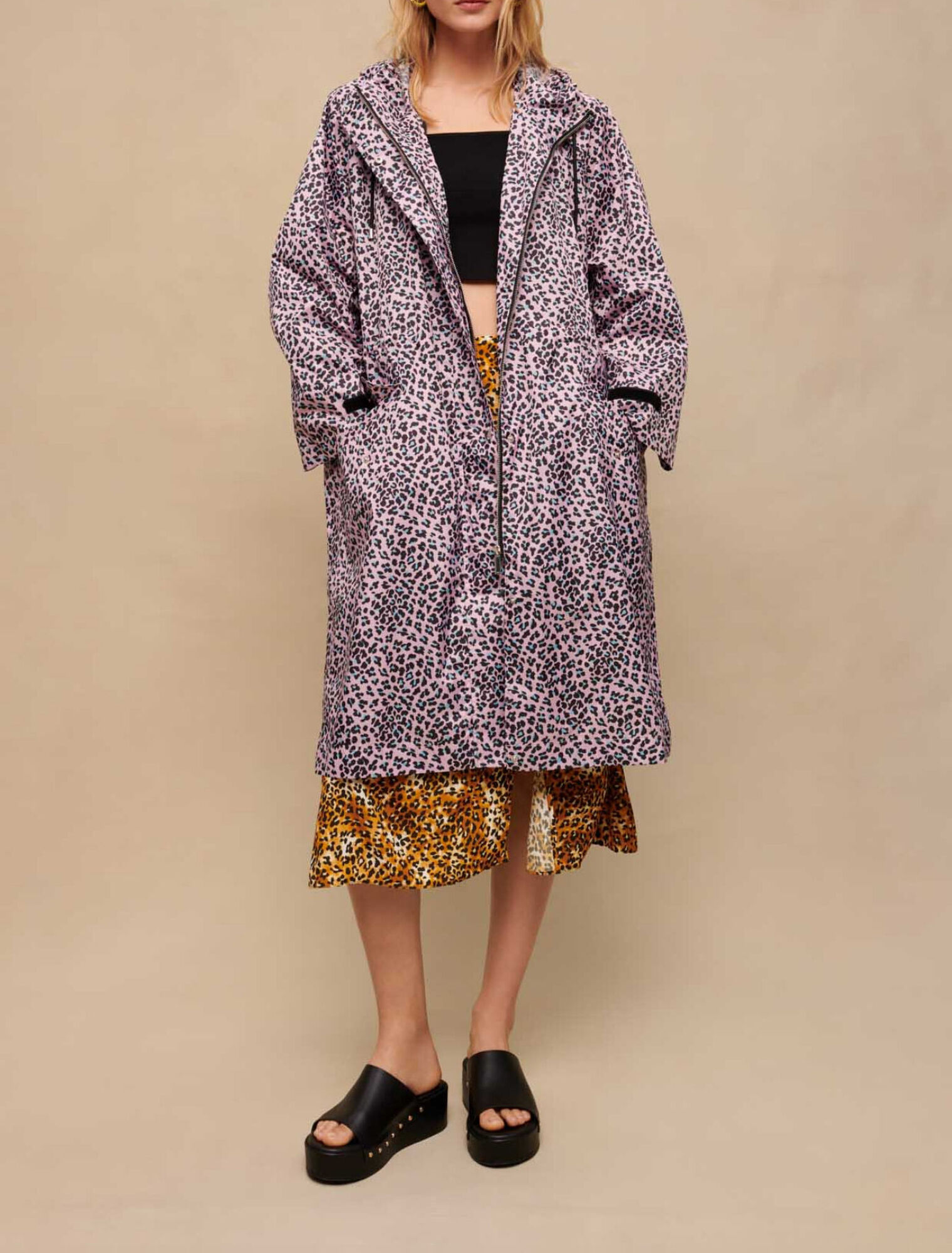 Wasserabweisender Mantel mit Leo-Print