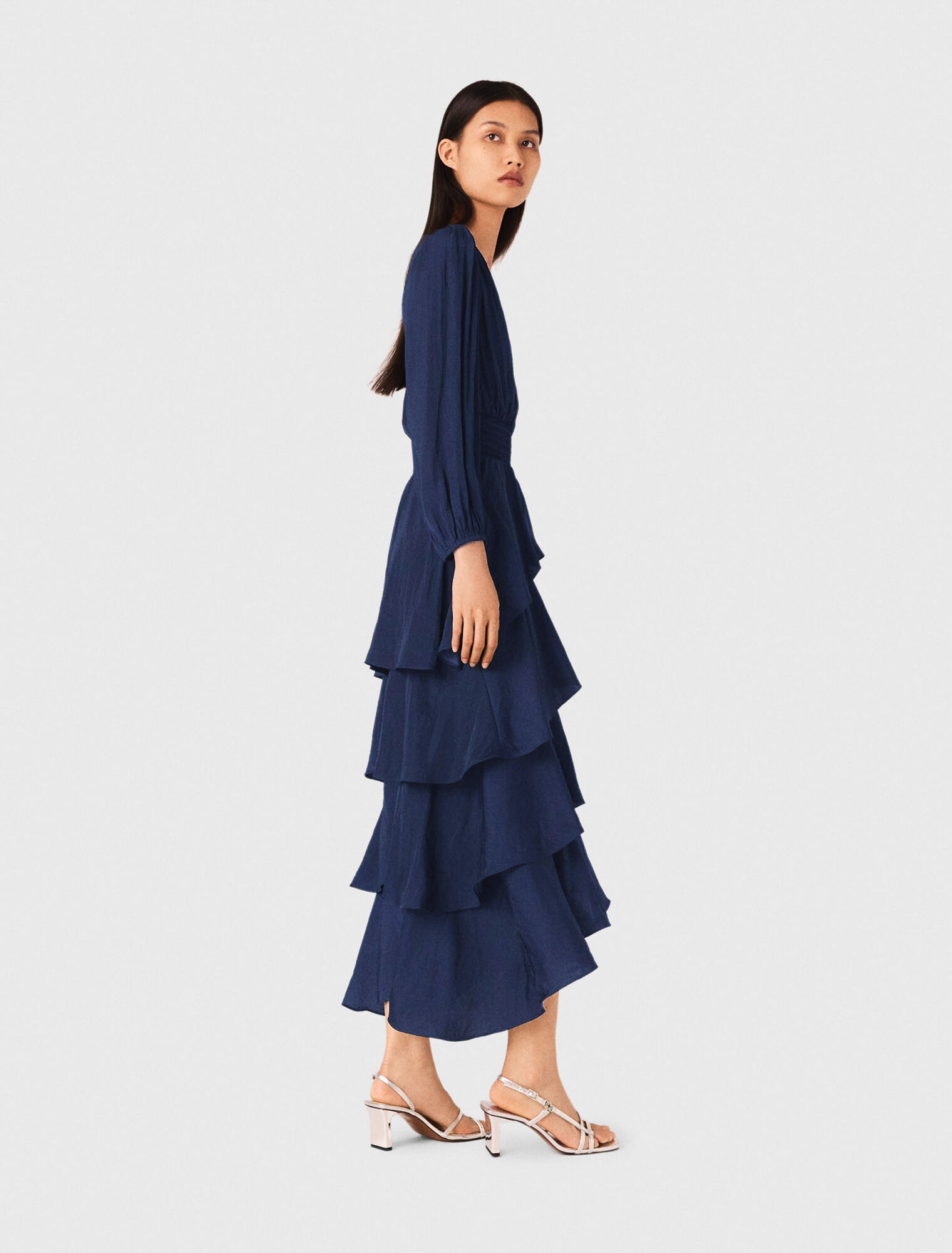 Langes Rüschenkleid