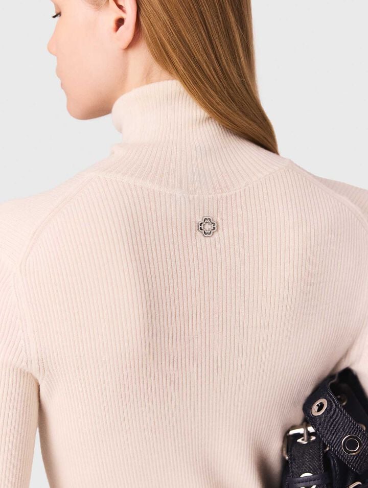 Pullover aus Wolle und Seide