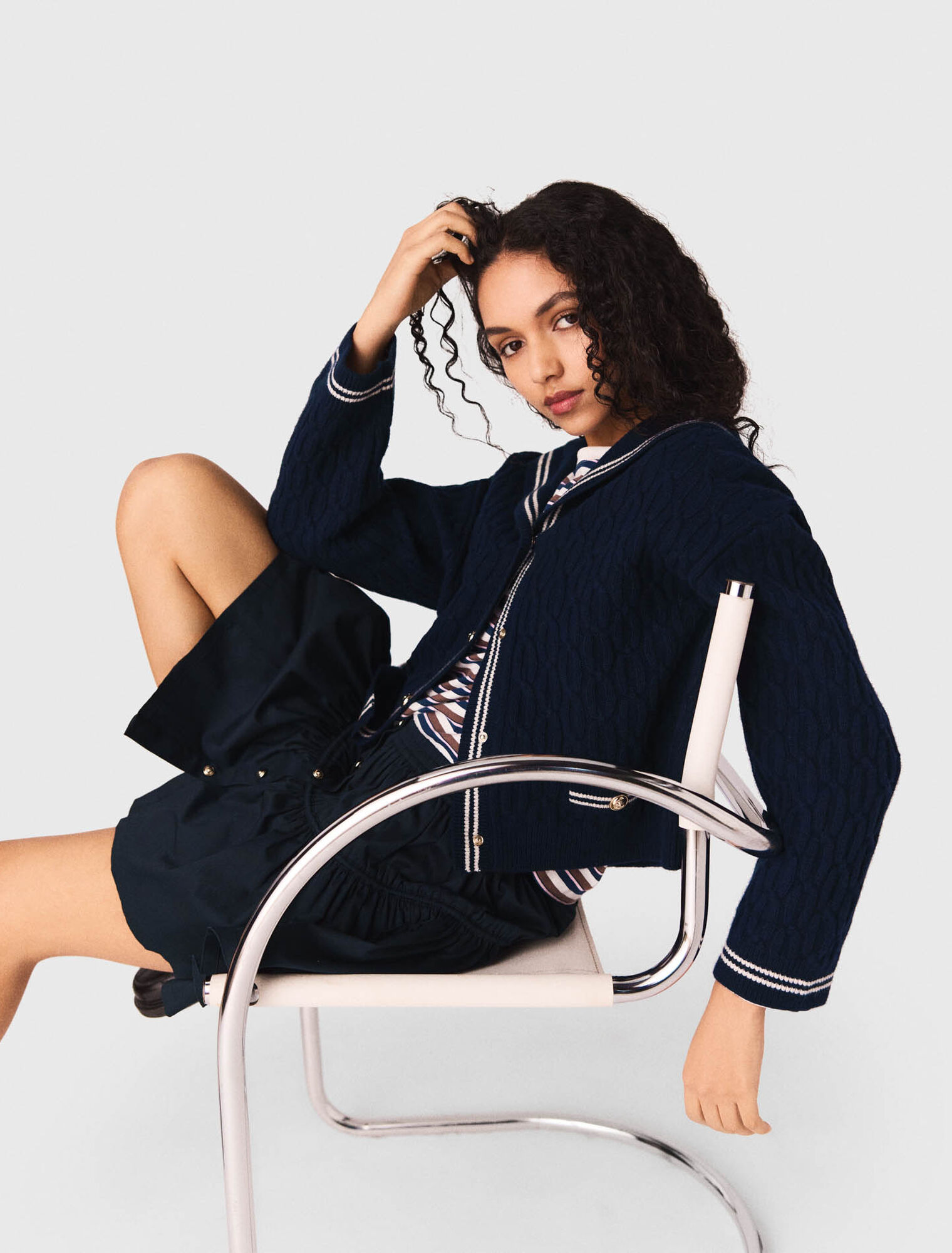 Zopf-Cardigan mit U-Boot-Ausschnitt