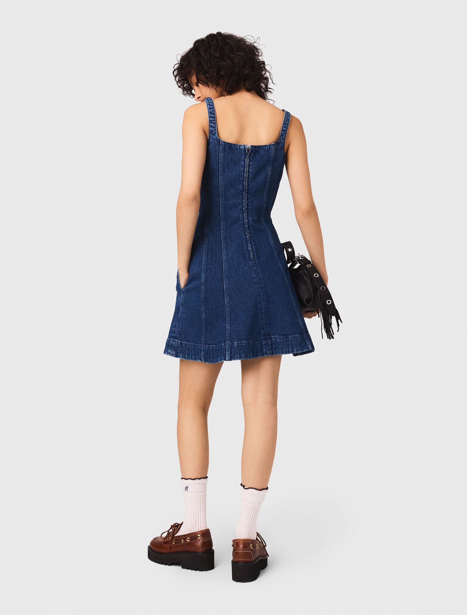 Kurzes Babydoll-Kleid aus Denim