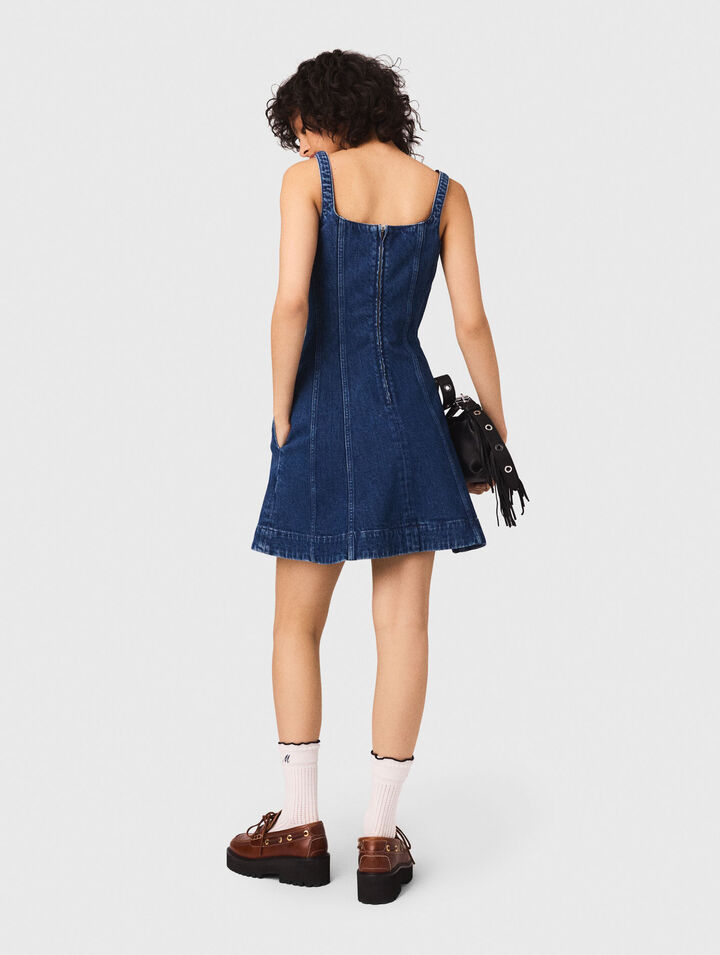 Kurzes Babydoll-Kleid aus Denim