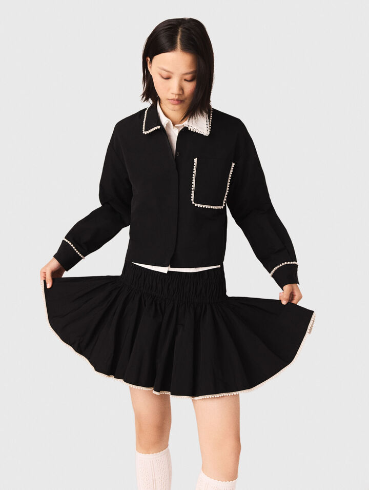 Taftrock mit Perlen-Details