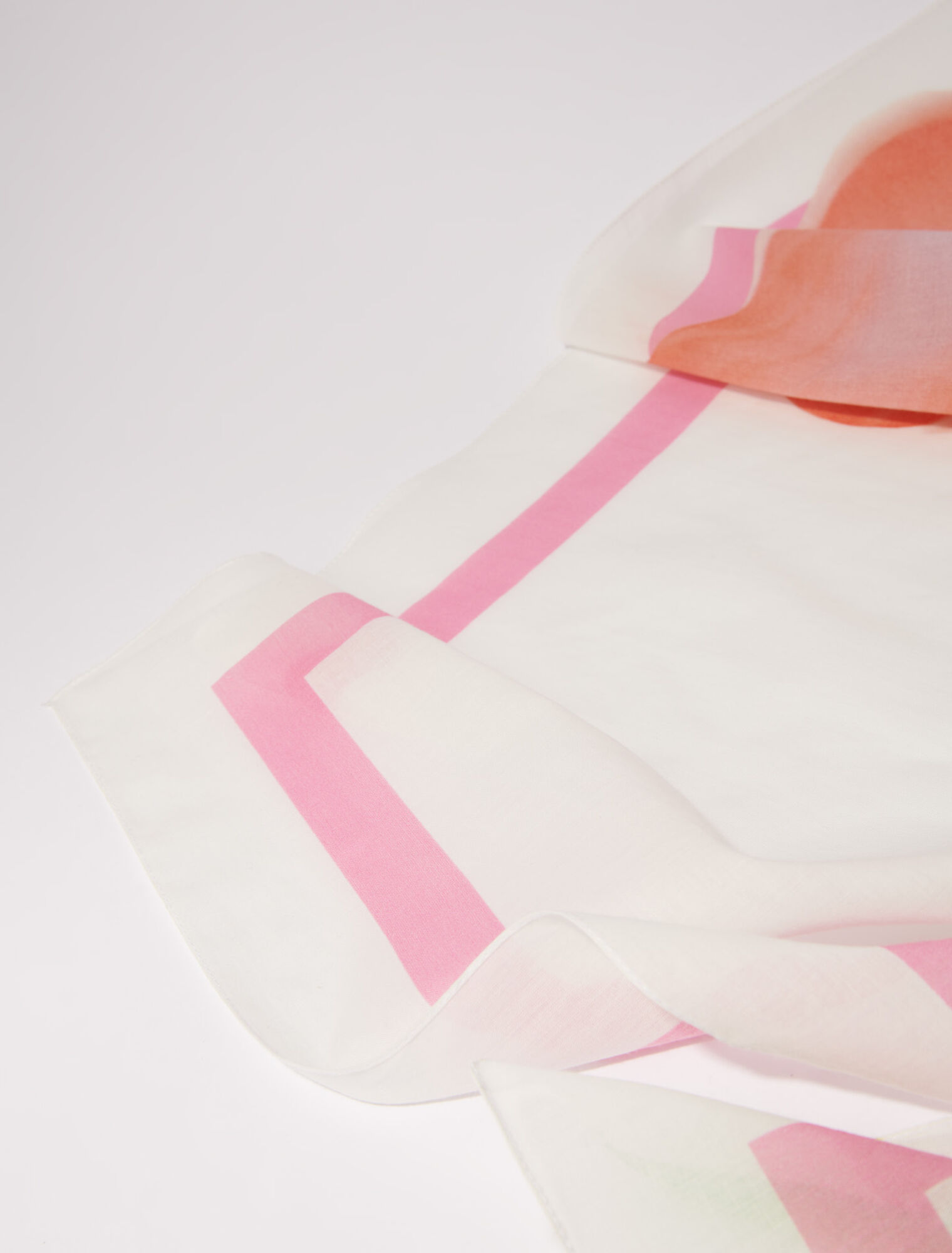 Pareo aus Baumwolle mit Blumenprint