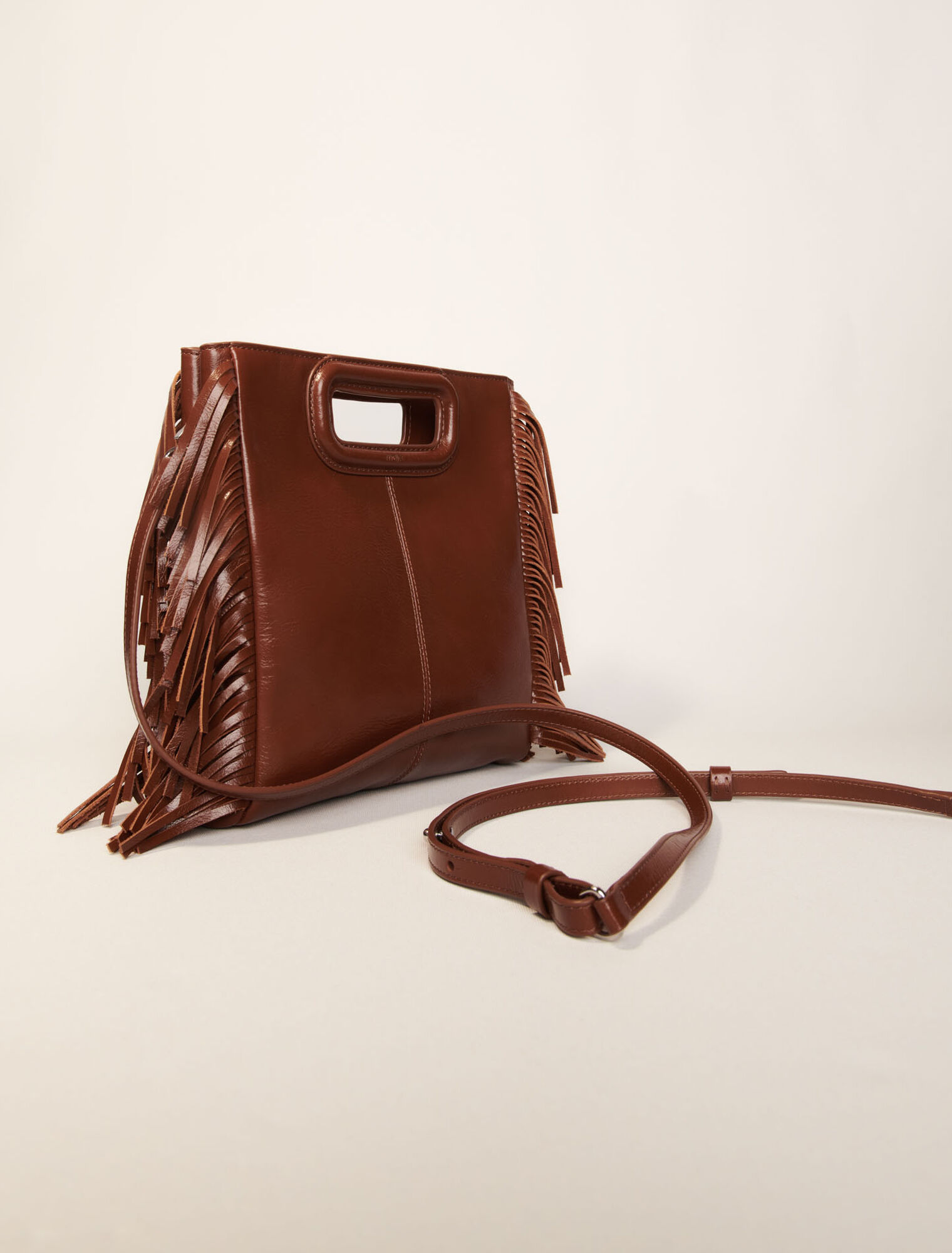 Tasche M aus Craqulé-Leder