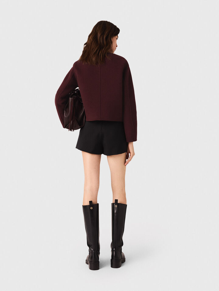 Gerade, plissierte Shorts