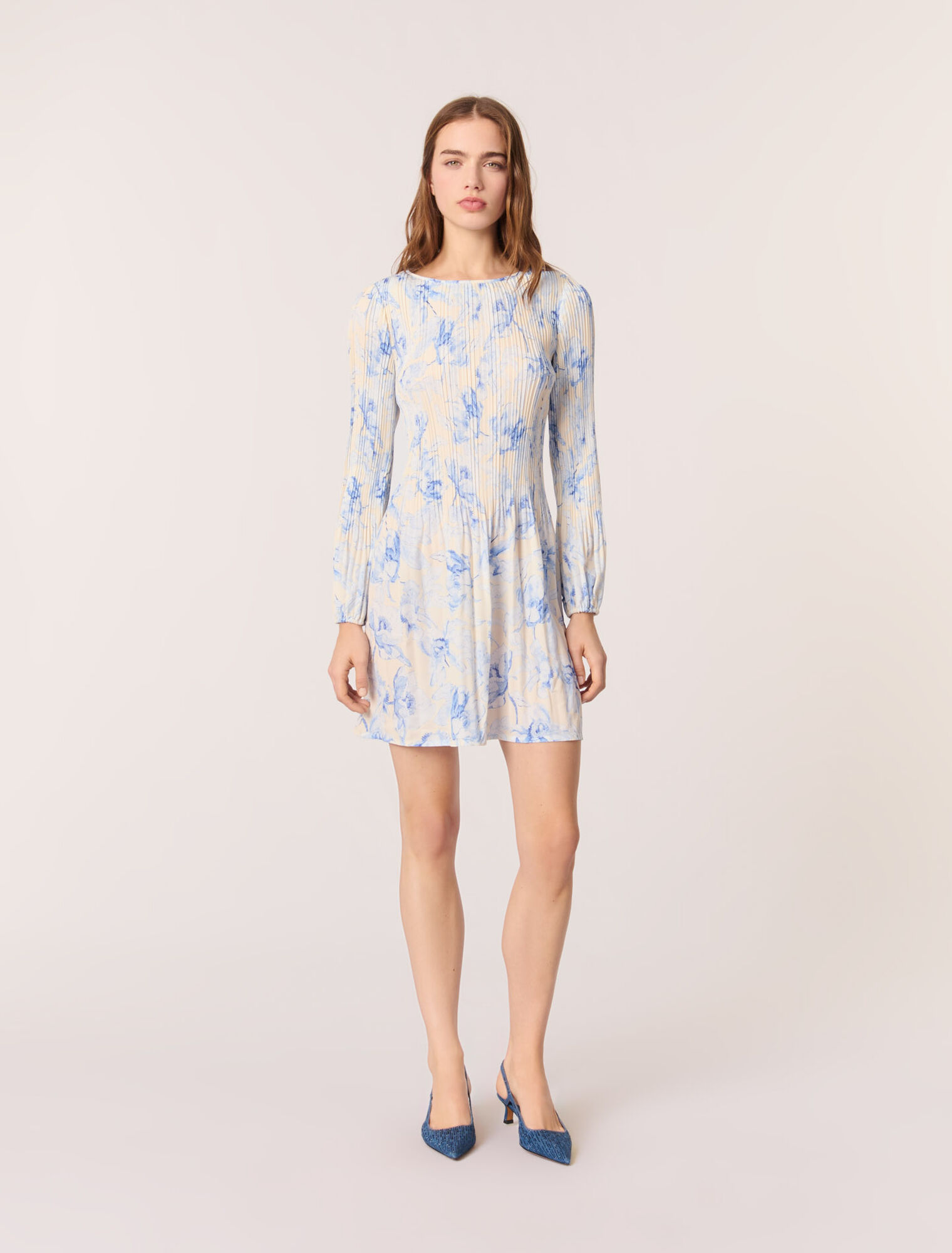 Plissiertes Kleid mit Print