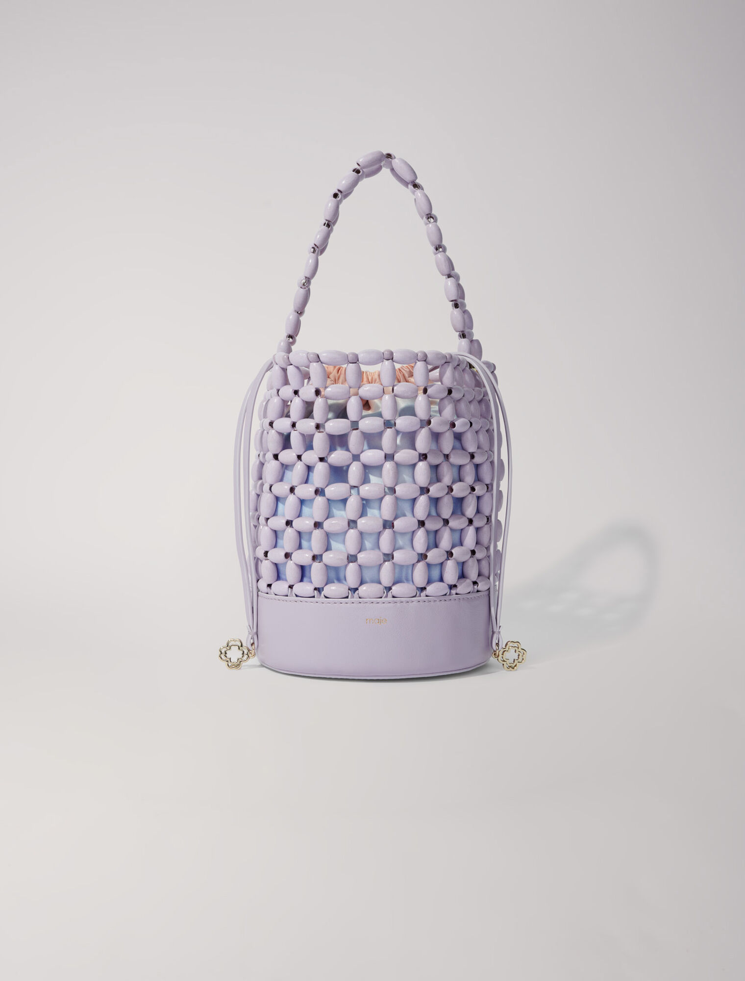 Beuteltasche mit Perlenbesatz
