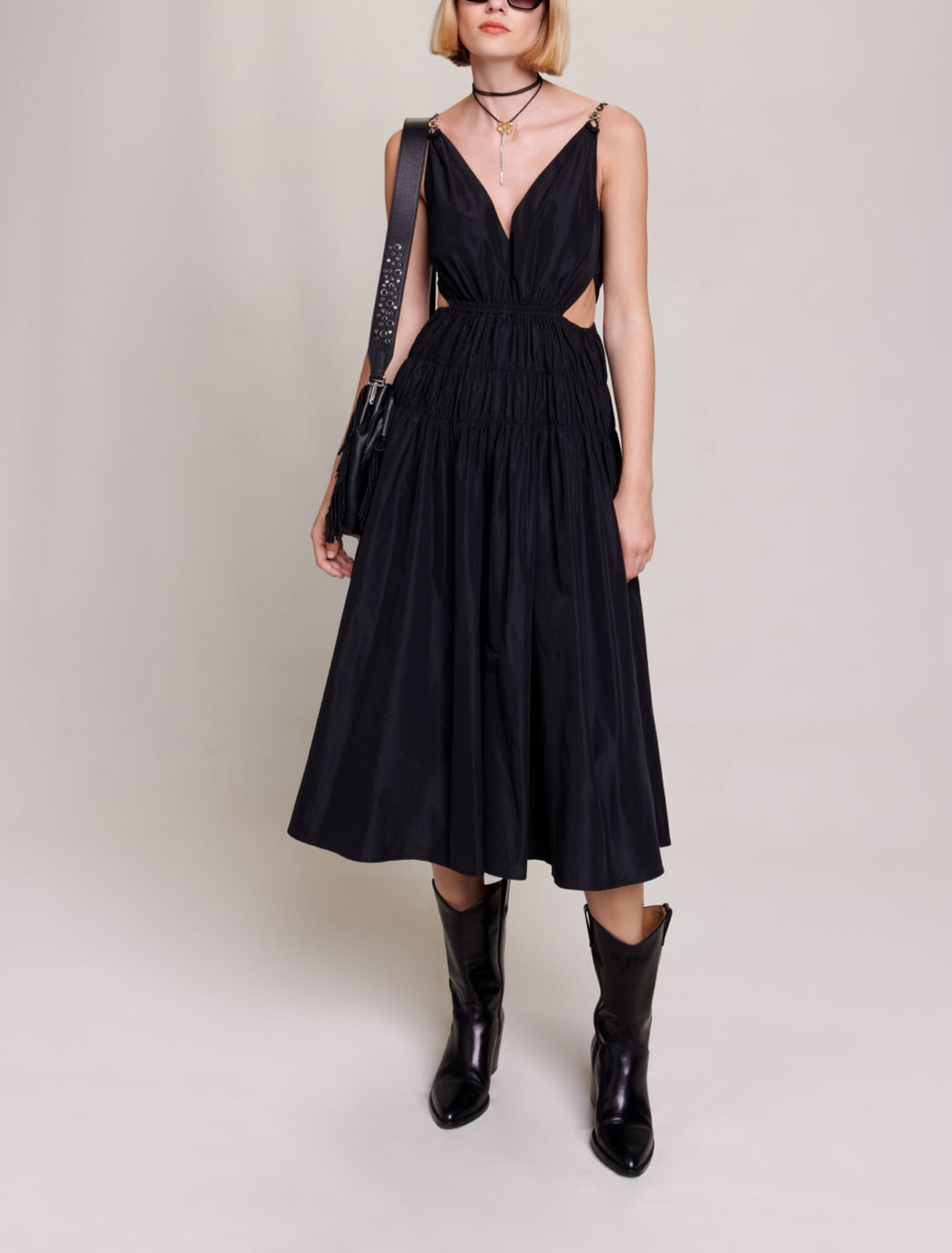 Taftkleid mit Cut-Out an der Taille