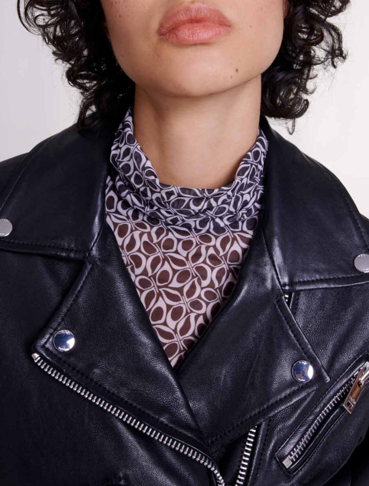 Kurze Lederjacke