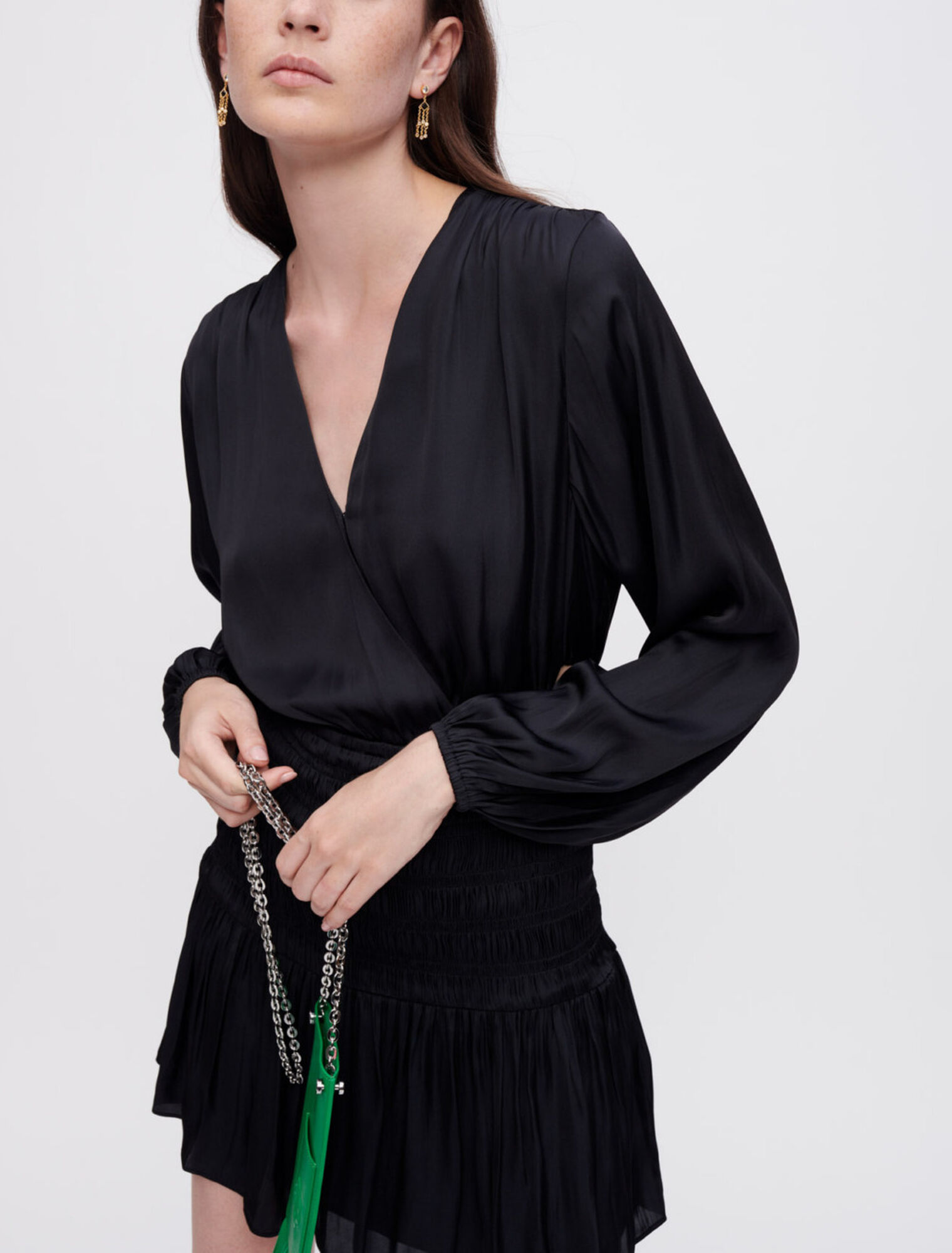 Gesmoktes Kleid aus Satin