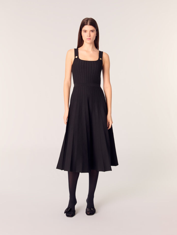 Midi-Kleid aus plissiertem Strick