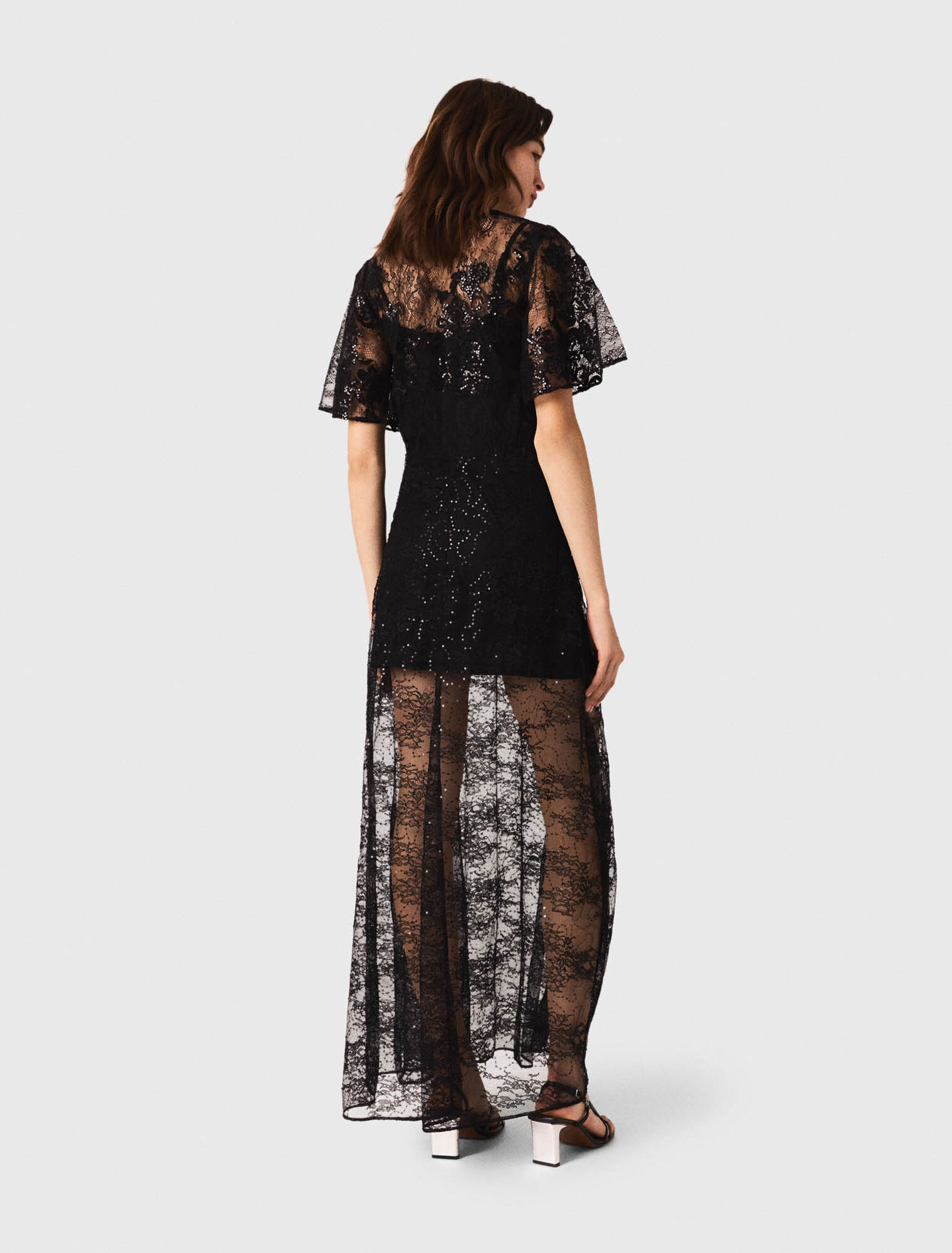 Langes Kleid aus Spitze
