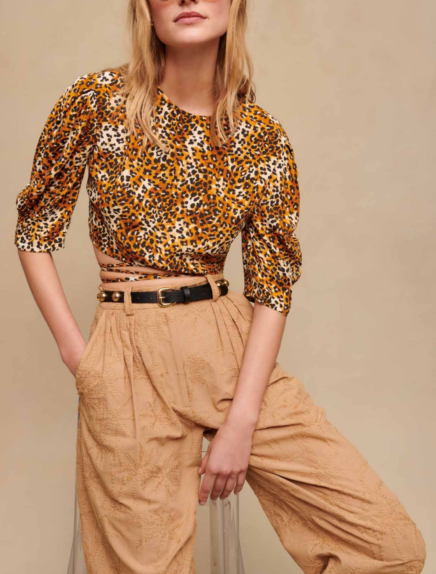 Kurzes Top mit Leopardenmuster