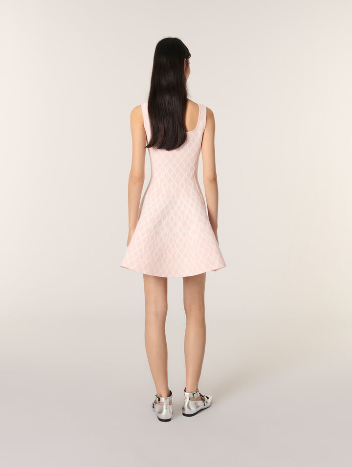 Kurzes Kleid aus Jacquard-Strick
