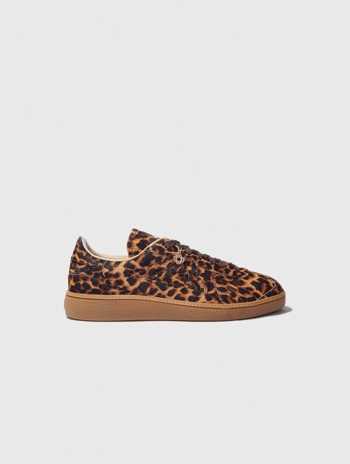 Lederturnschuhe mit Leopardenoptik