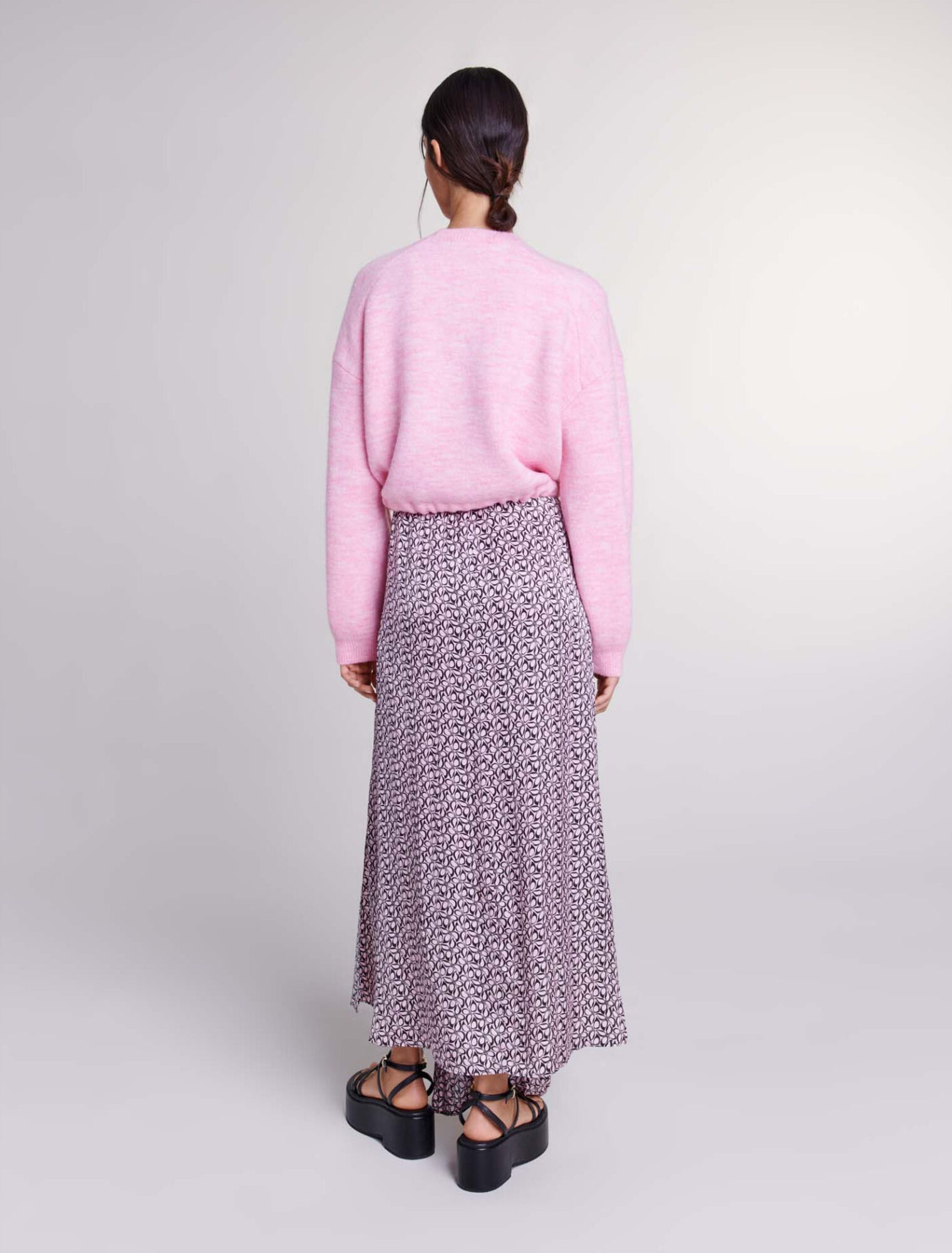 Kurzer Strickpulli mit Kordel