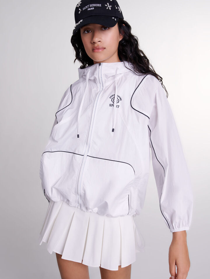 Windjacke mit Kapuze