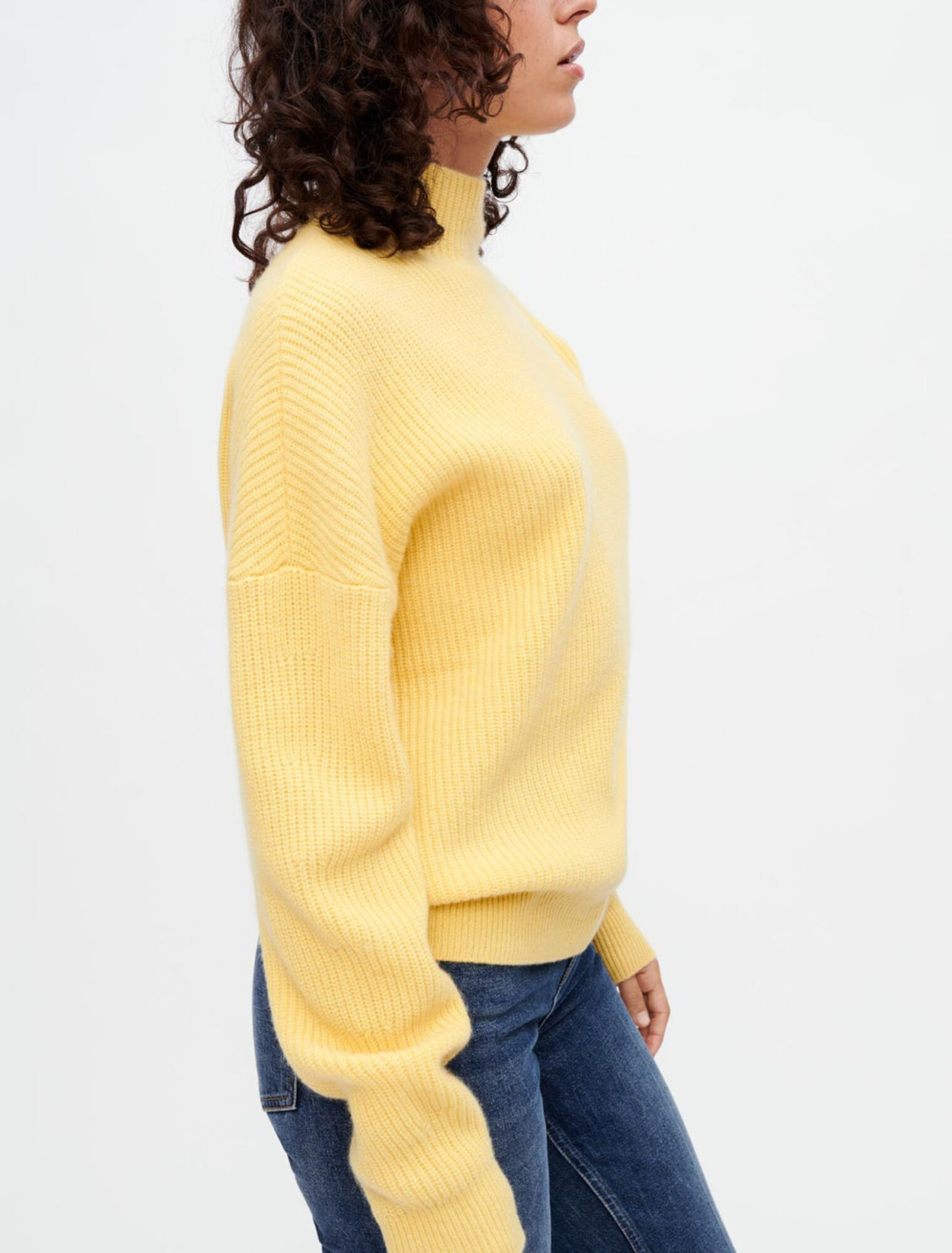 Kaschmirpullover mit Druckknöpfen