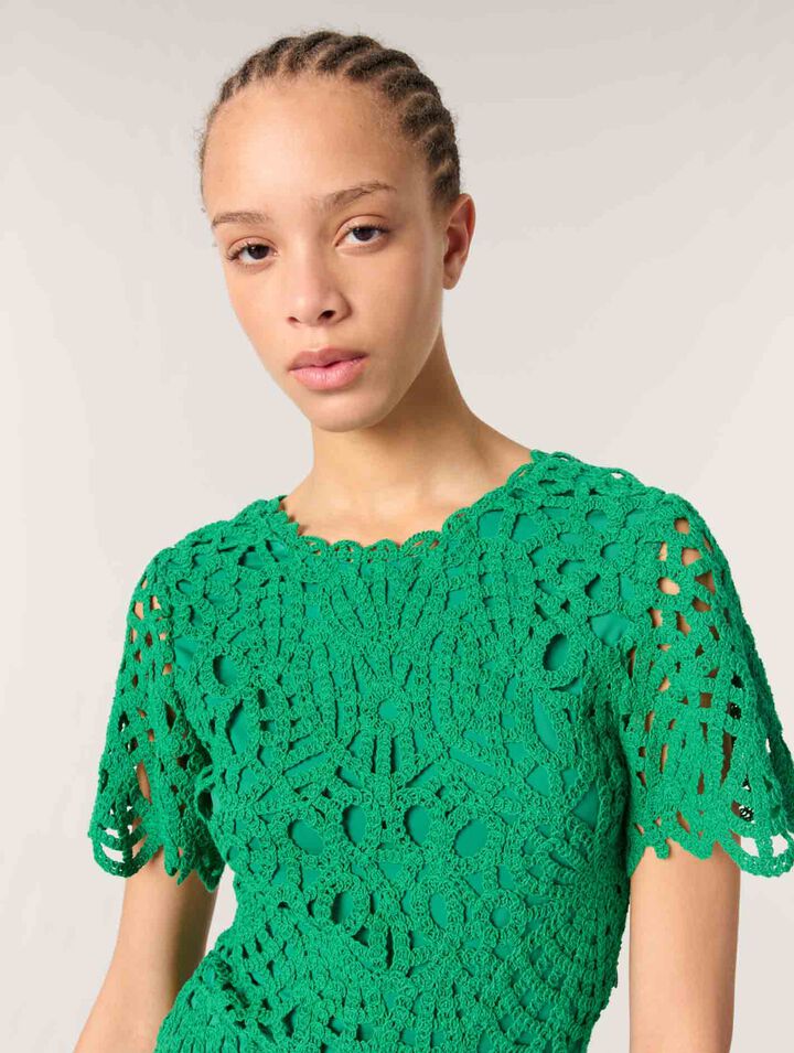 Kurzes gehäkeltes Kleid