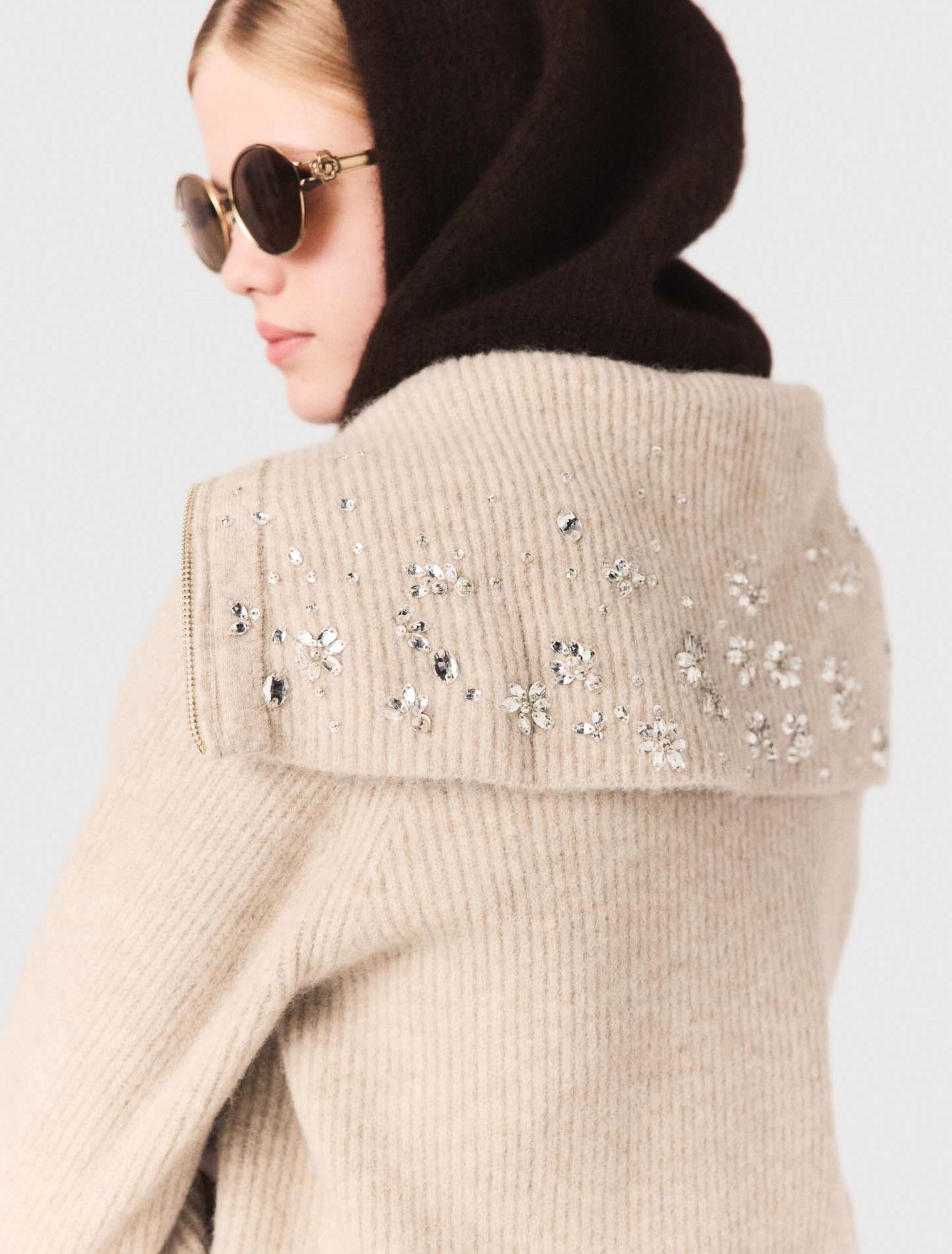 Strass-Pullover mit Reißverschlusskragen