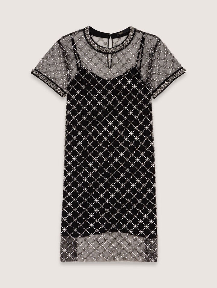 Kurzes Kleid aus besticktem Tüll