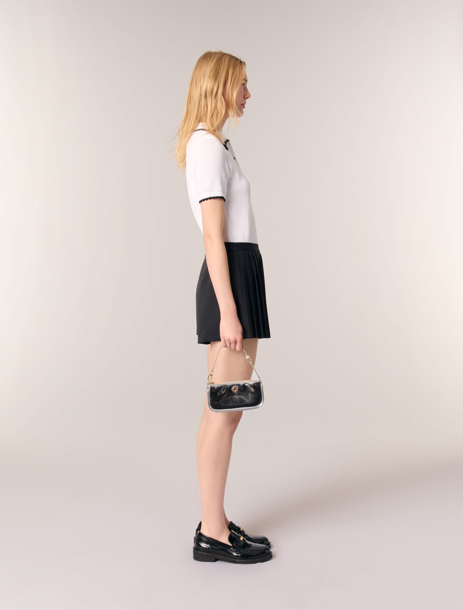 Gerade, plissierte Shorts