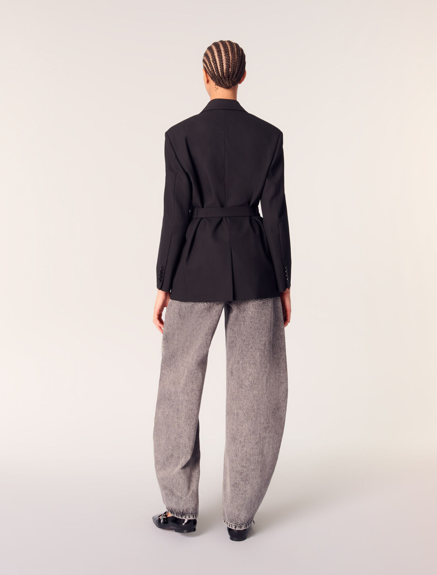 Kostümjacke mit Gürtel