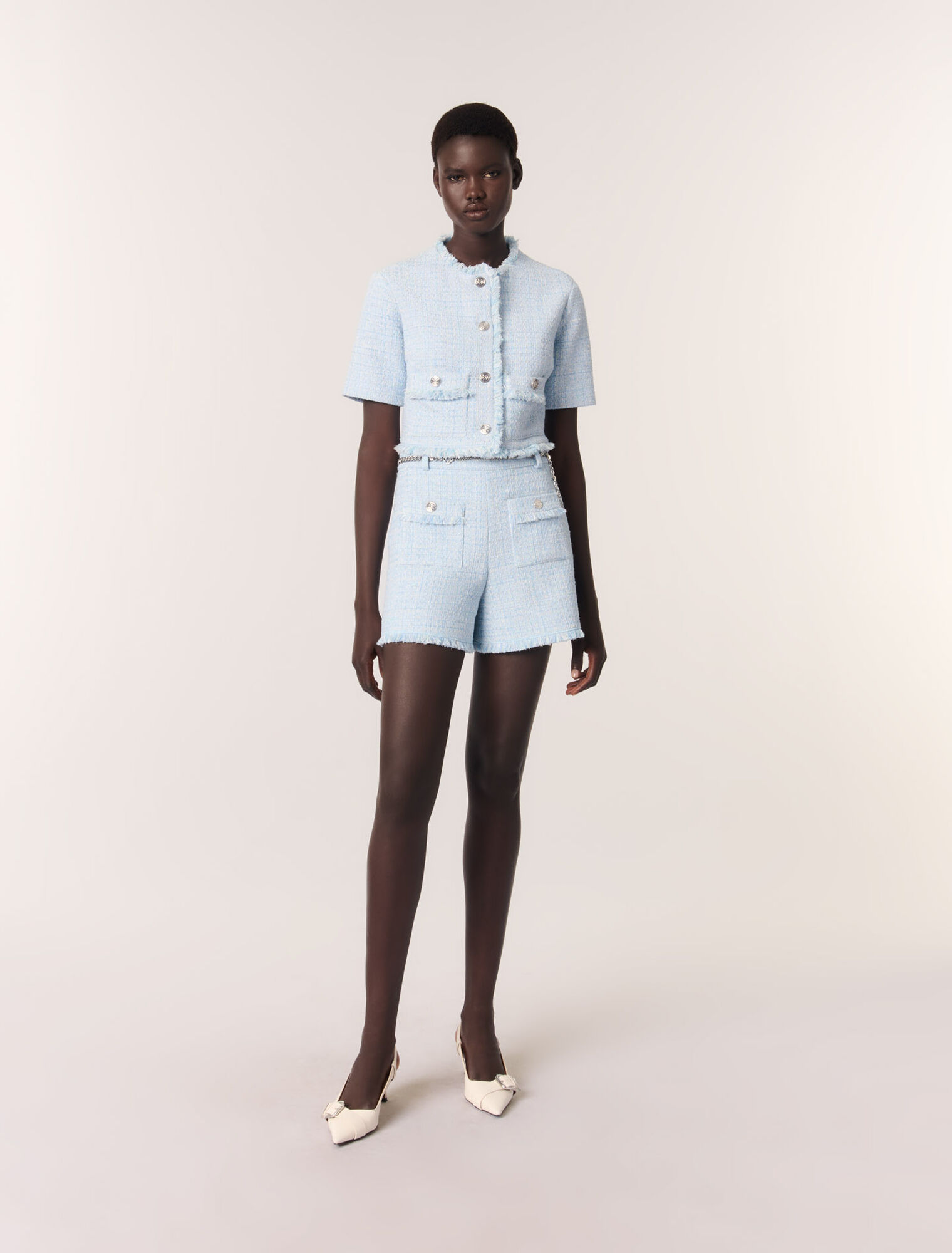 Shorts aus Tweed mit Gürtel