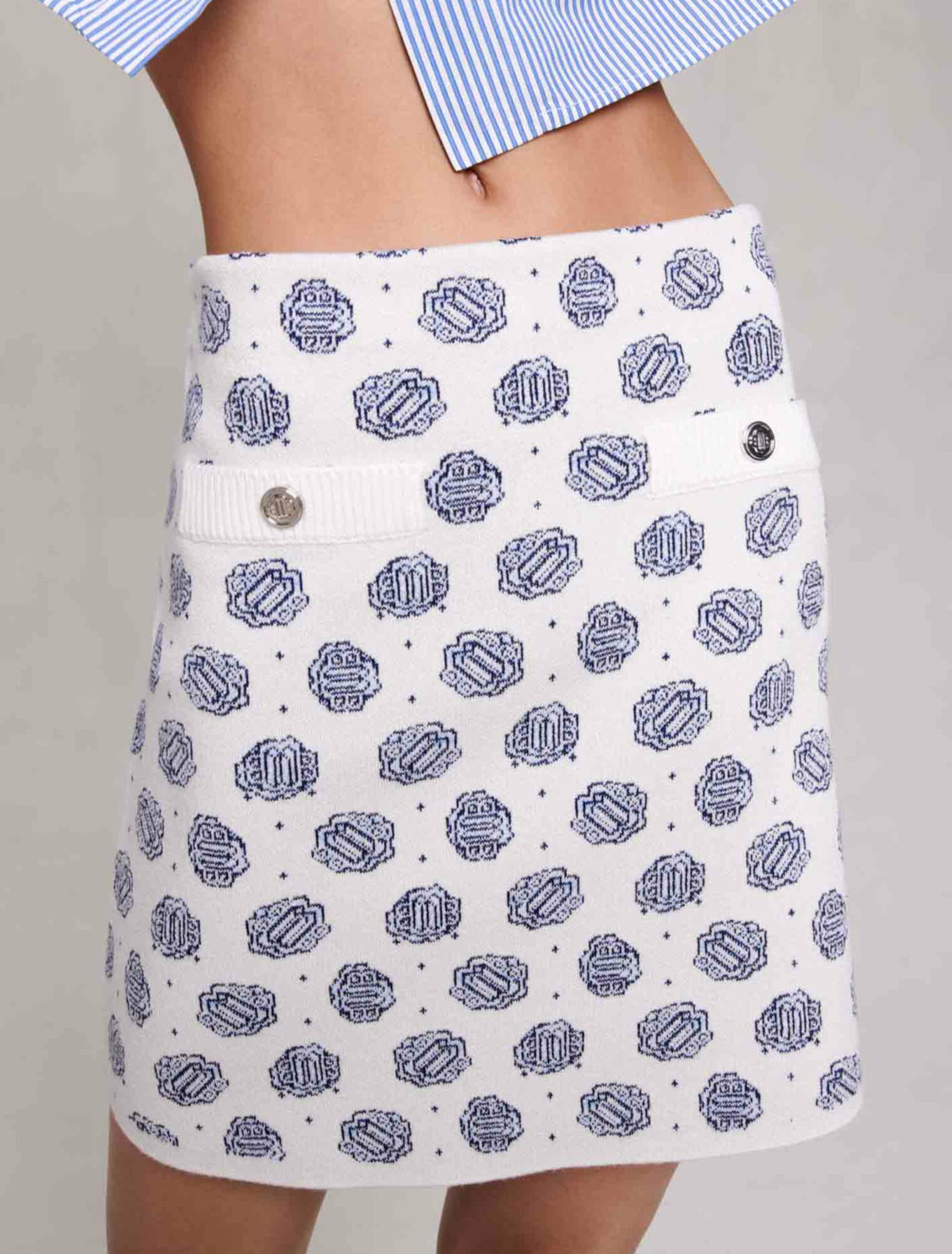 Rock aus Strick mit Monogramm