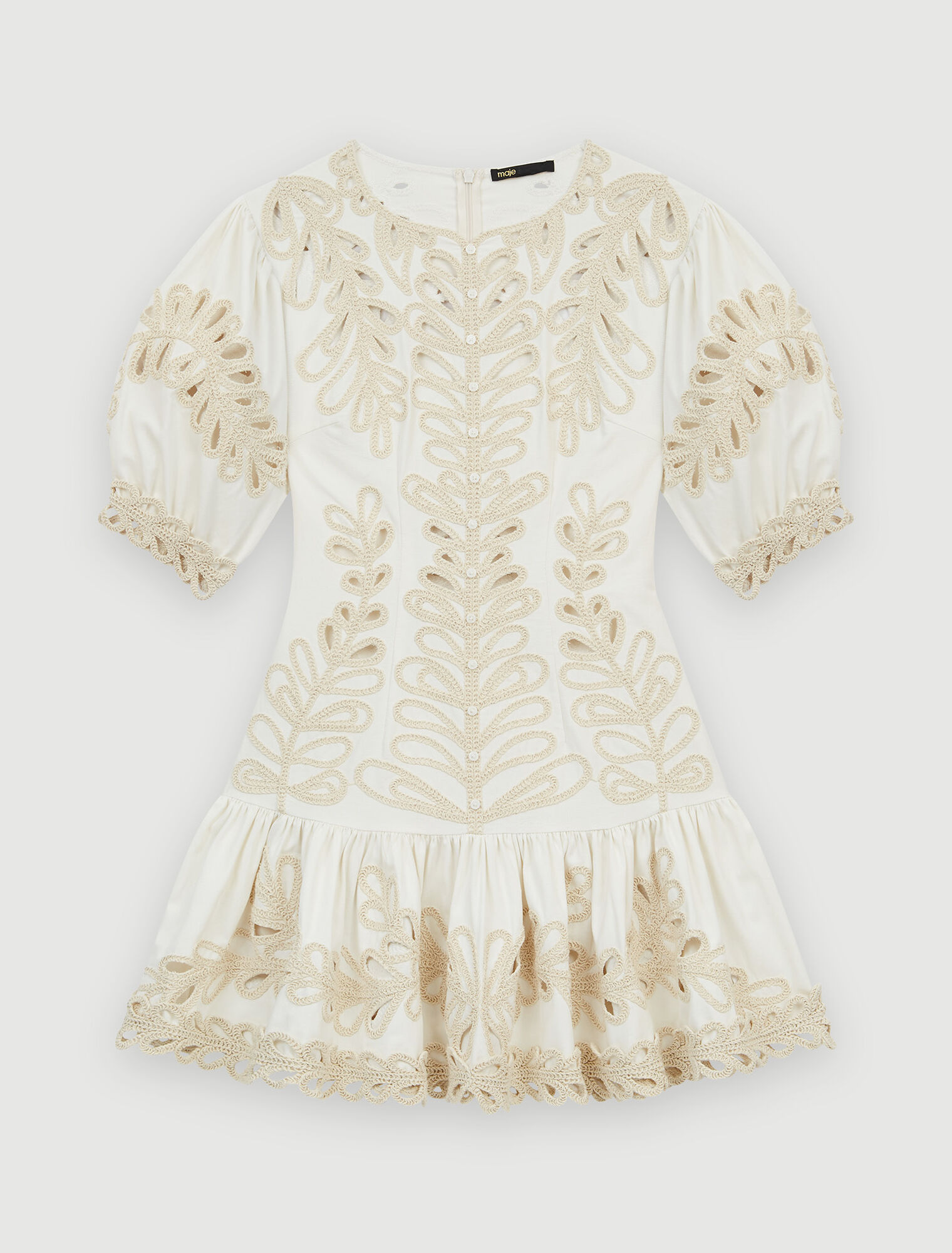 Kurzes besticktes Kleid