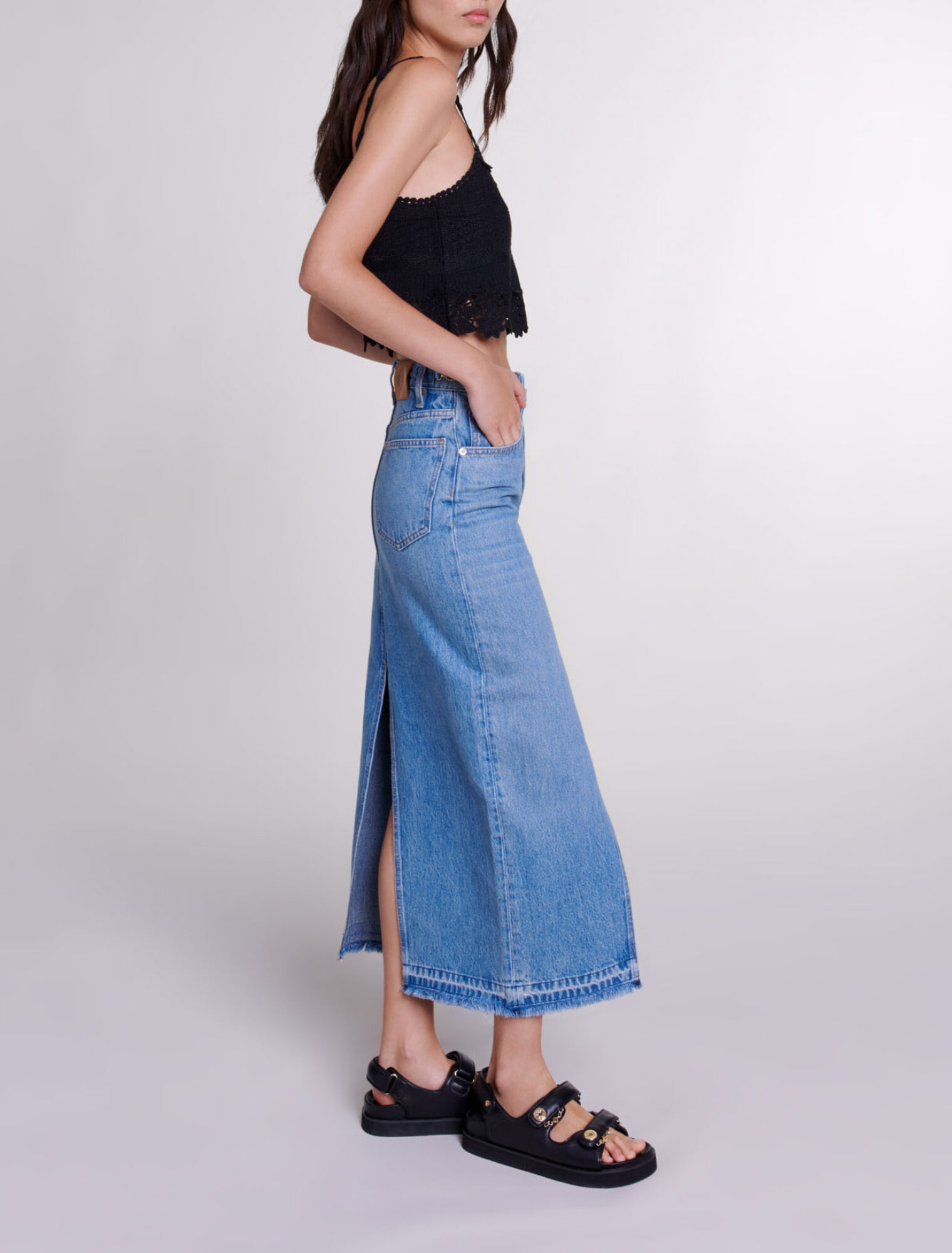 Kurzes Top mit Gipüre