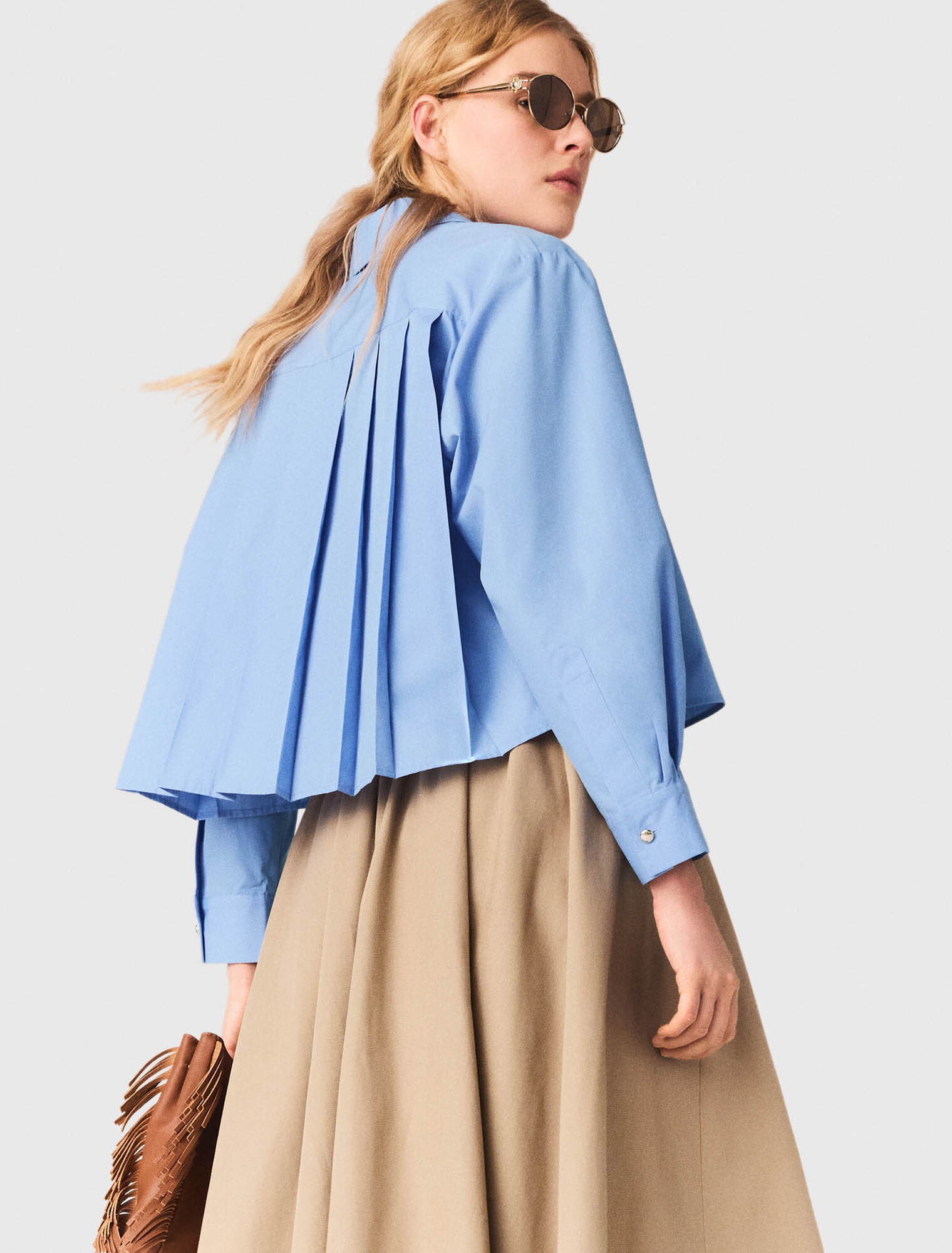 Besticktes Hemd mit Plisseer&uuml;cken