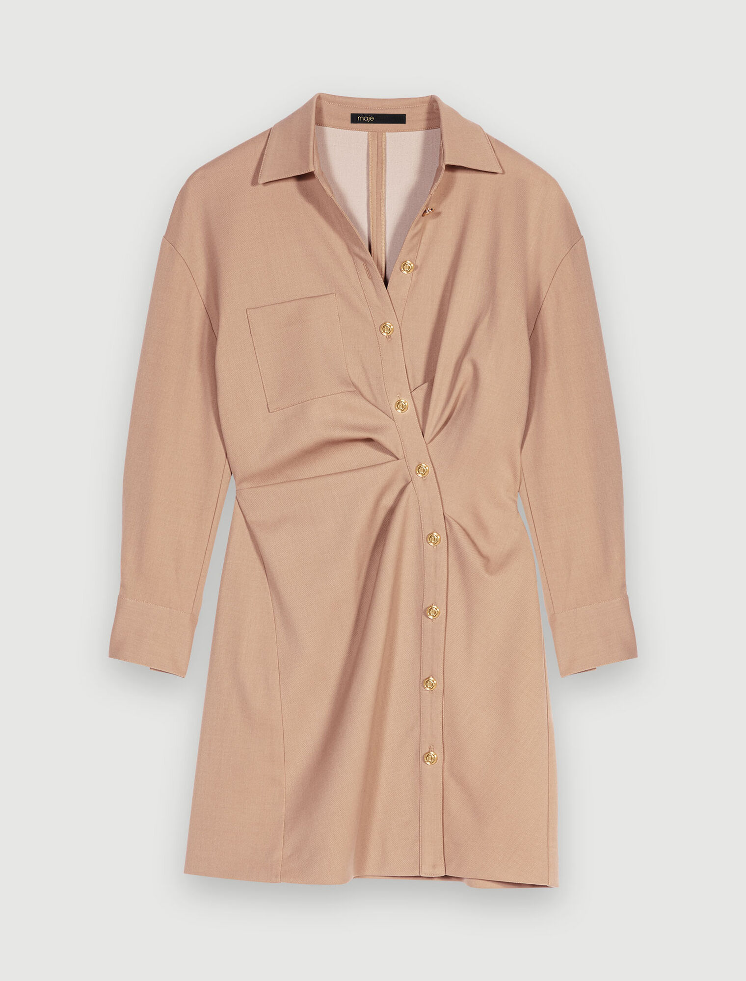 Kurzes Kleid mit Knopfleiste