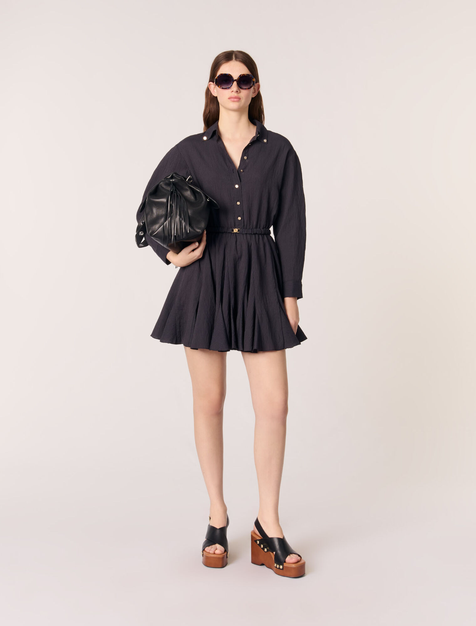 Kurzes Crêpe-Kleid