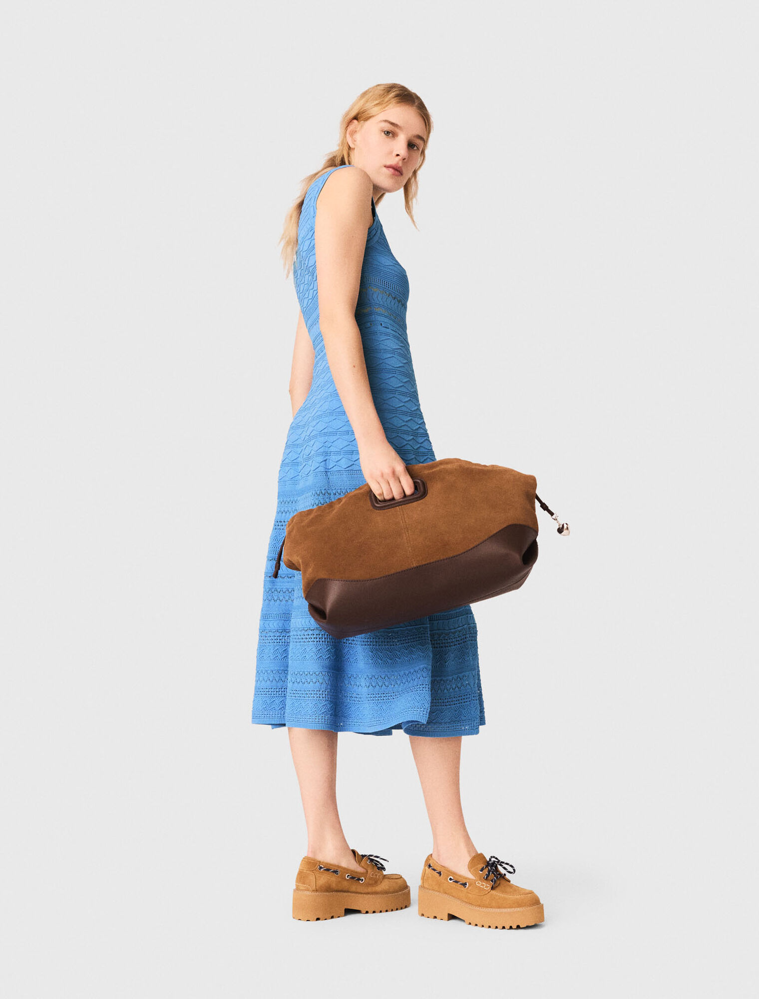 Langes Strickkleid mit Ajourmuster