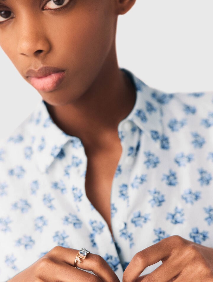 Goldfarbener Ring mit Strass