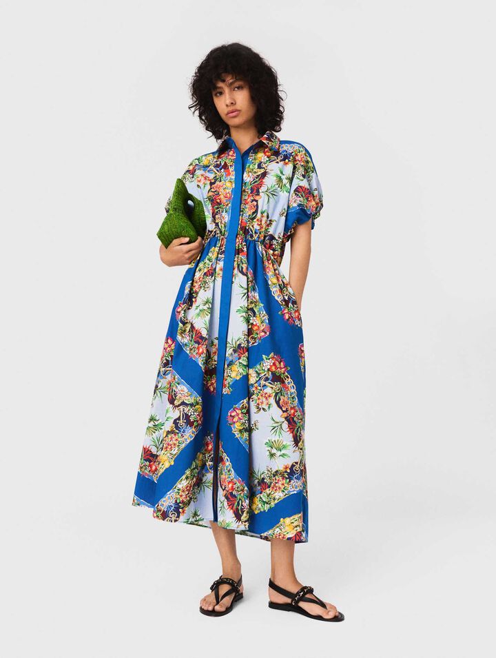 Langes gemustertes Kleid