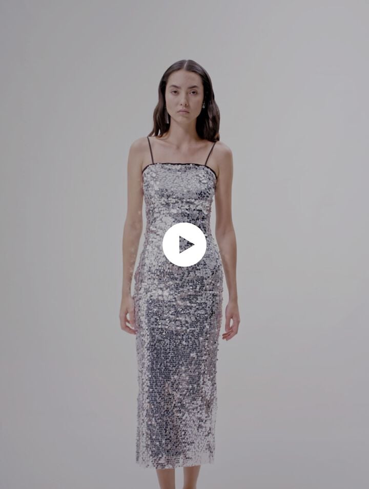 Langes Kleid mit Palletten