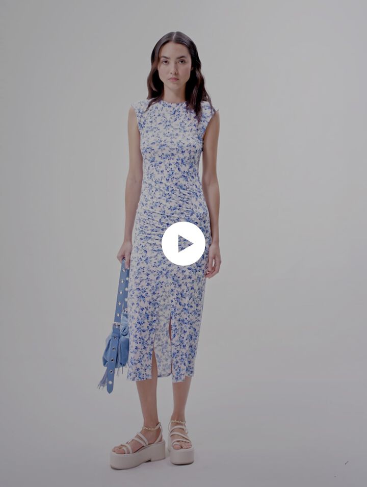 Langes bedrucktes Kleid