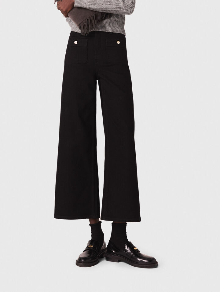 Gerade Jeans mit aufgesetzten Taschen
