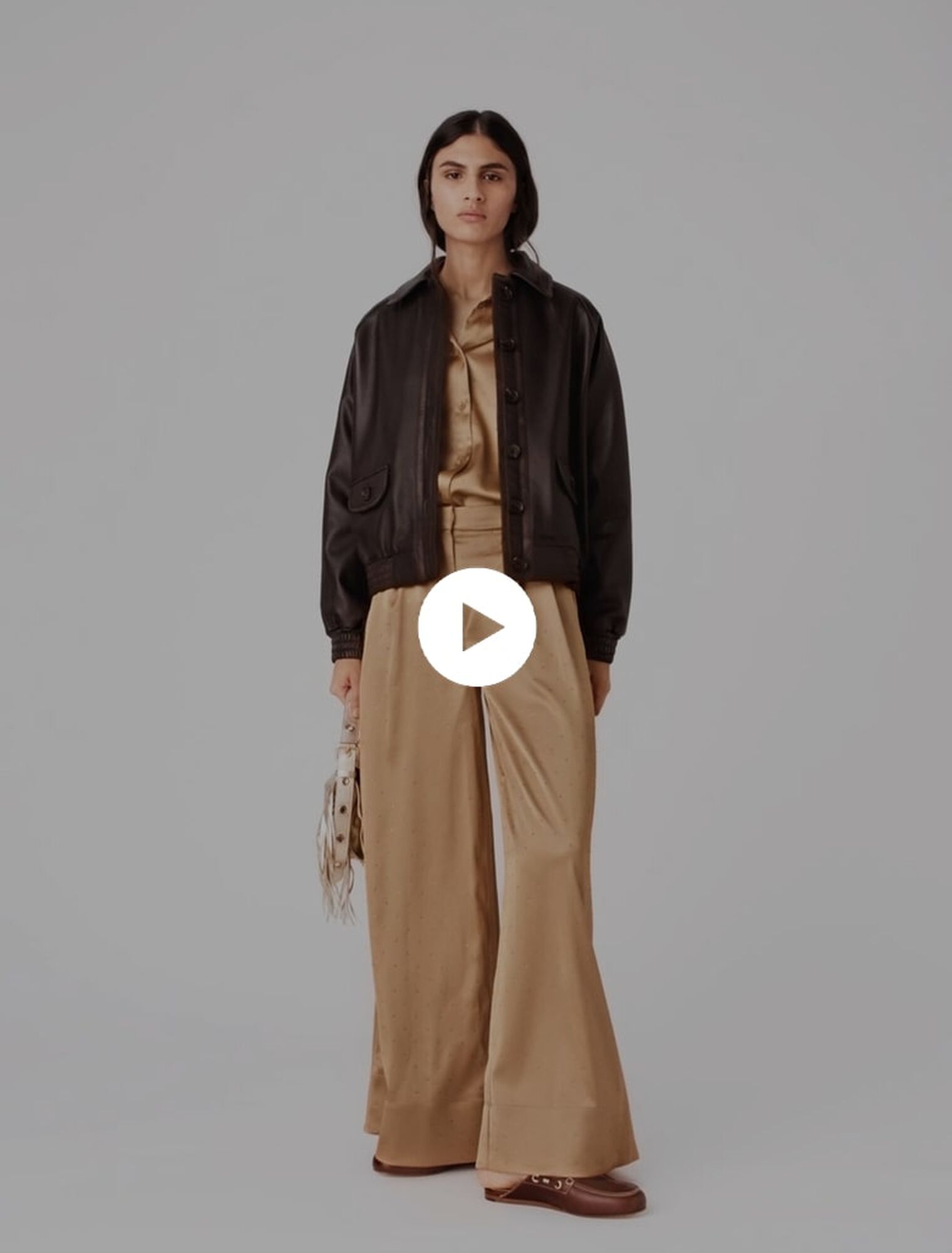 Satinhose mit Strass