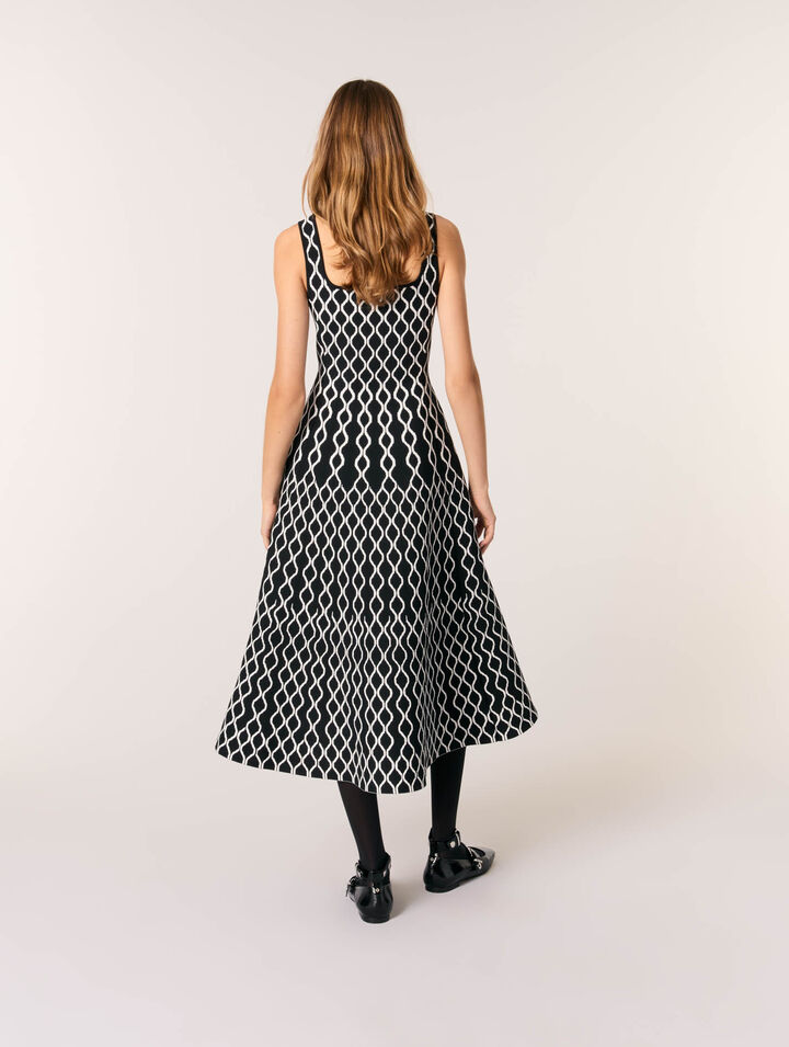 Midikleid aus Jacquard-Strick