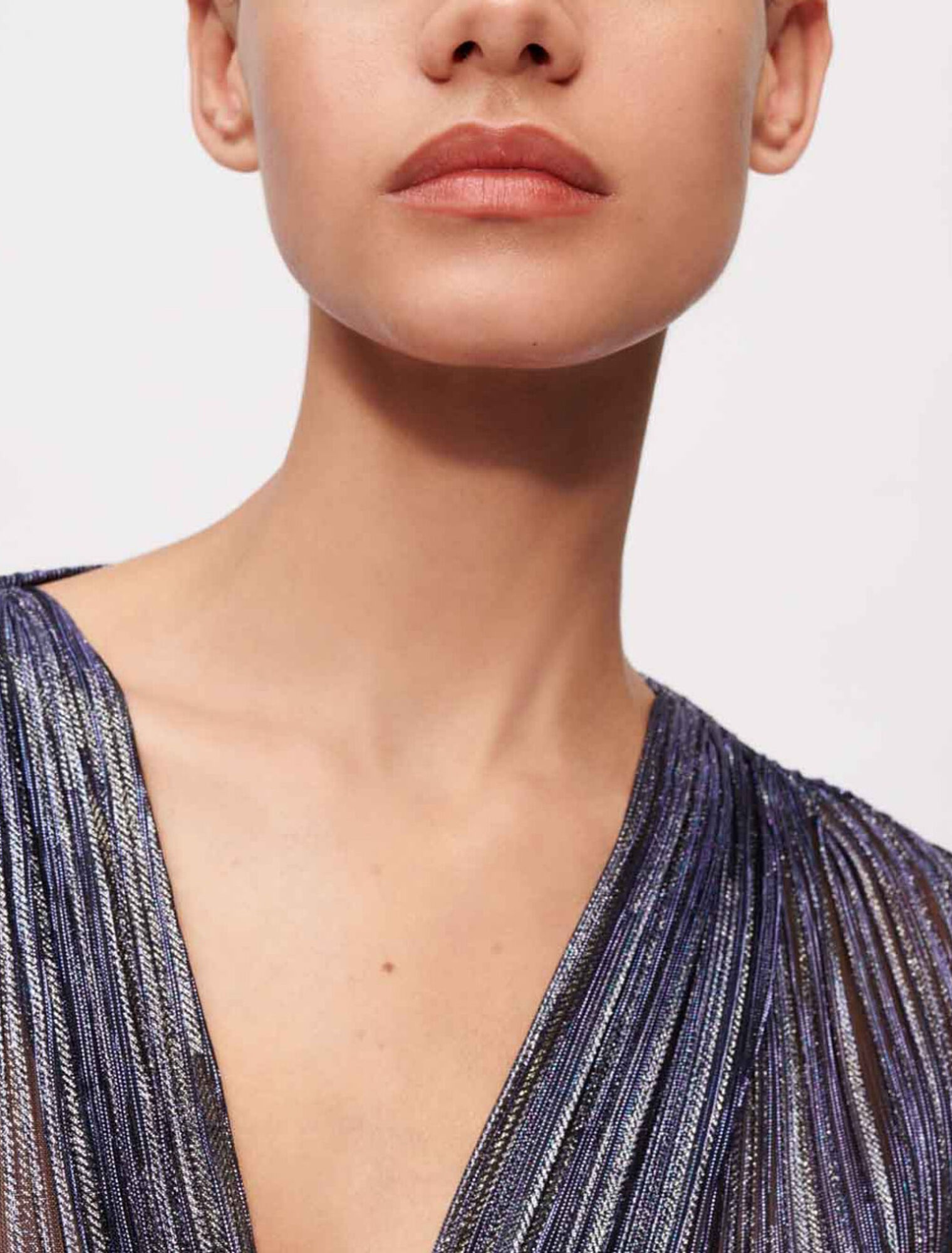 Vollständig drapiertes Kleid aus Lamé