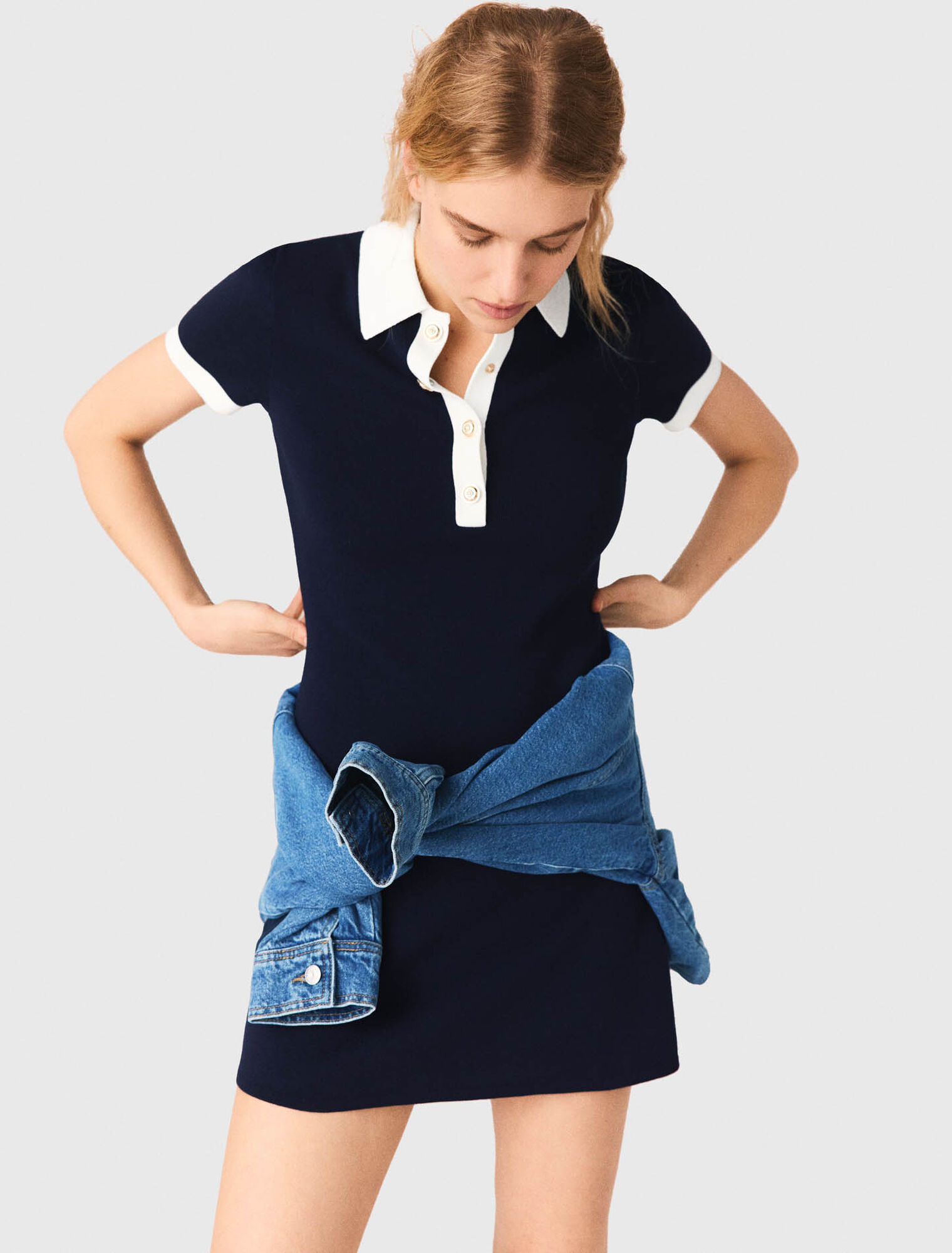 Polokleid mit Kontrastdetails