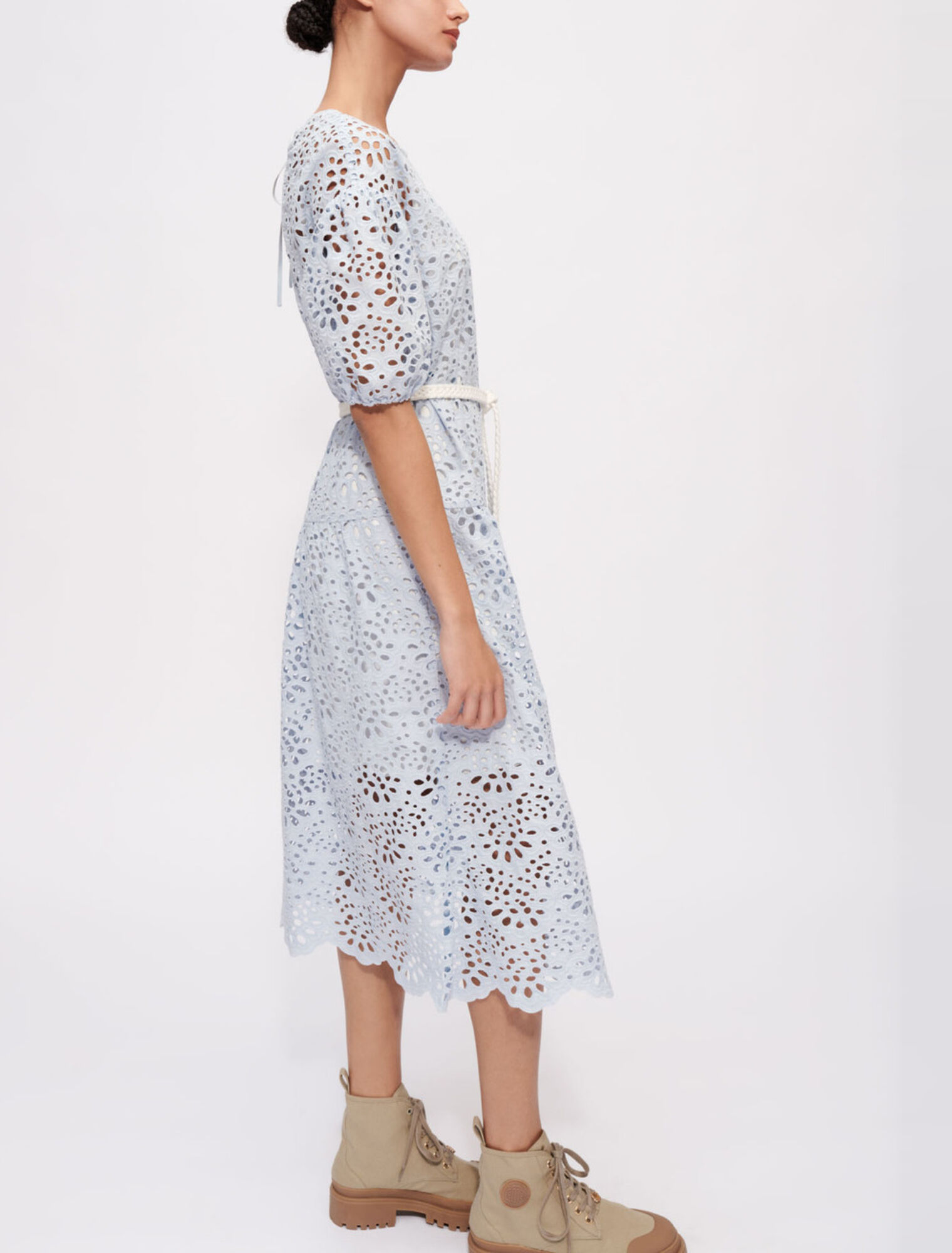 Kleid aus rückenfreier Guipure-Spitze