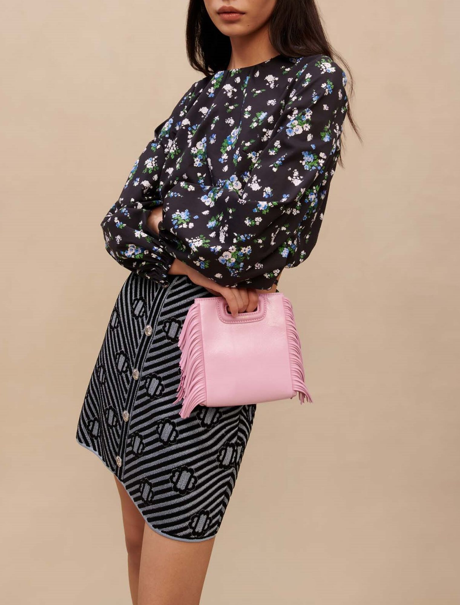 M Mini-Tasche aus rosafarbenem Leder